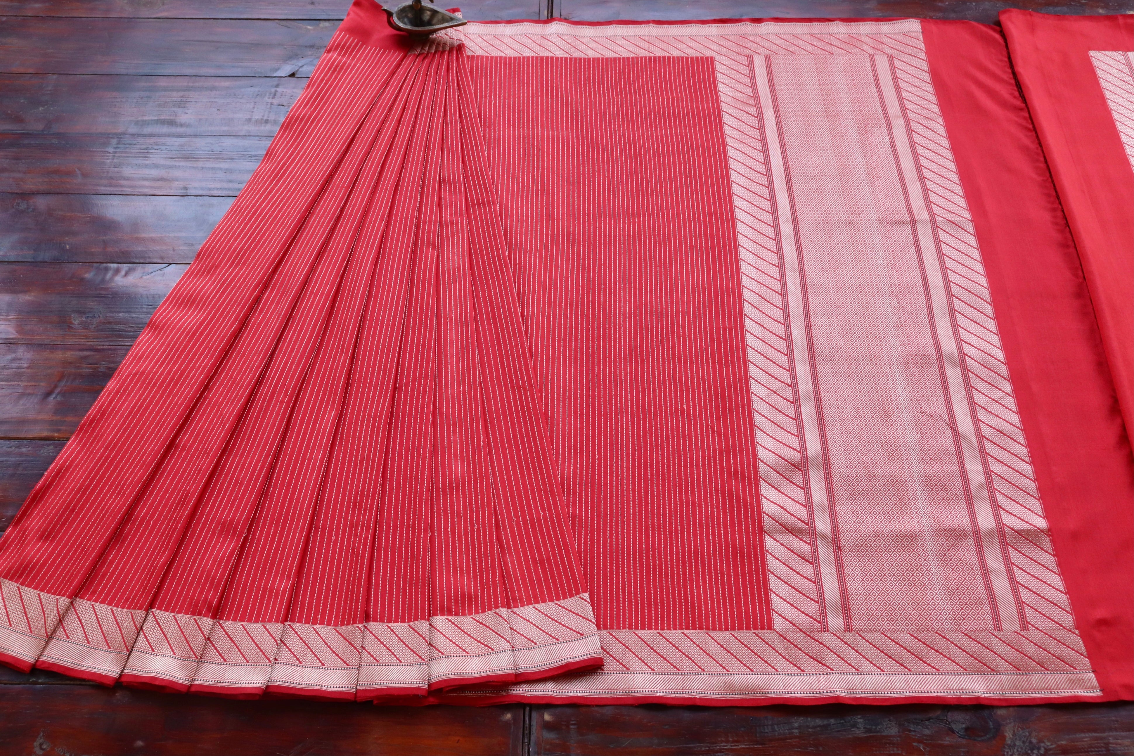 Classic Red Handloom Banarasi Silk Saree