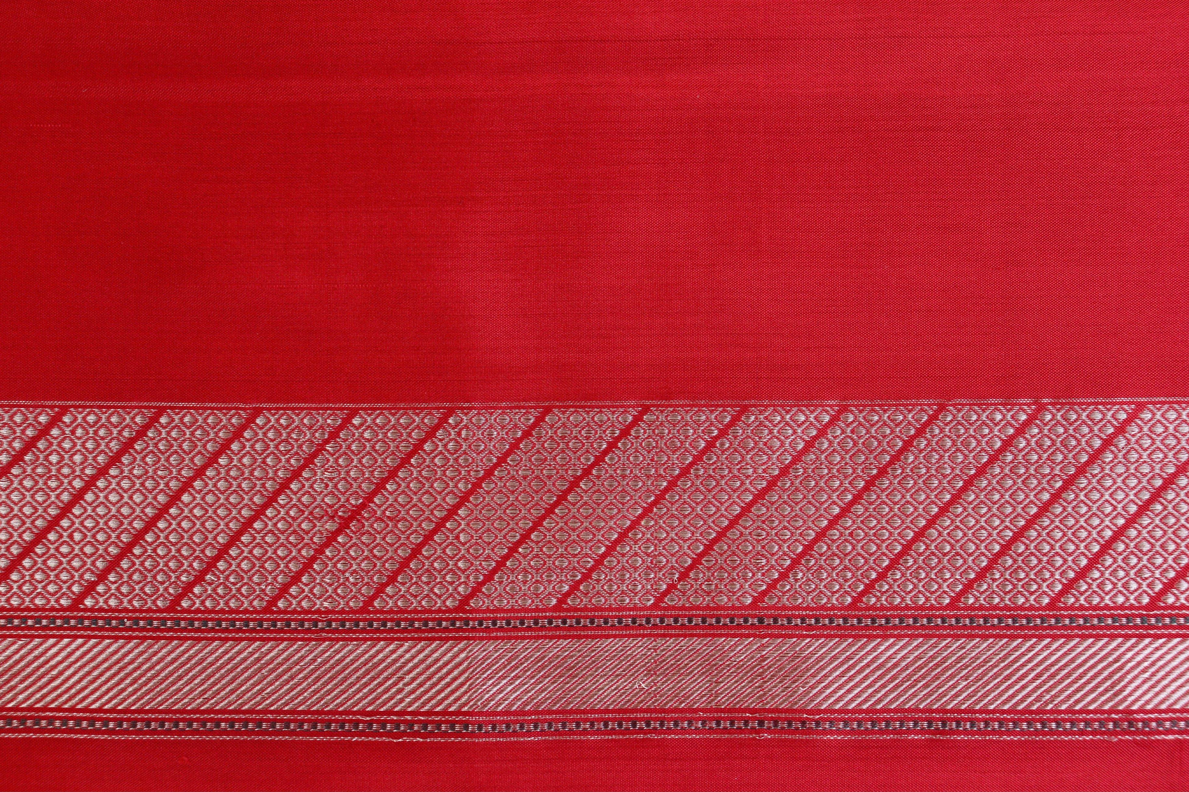 Classic Red Handloom Banarasi Silk Saree