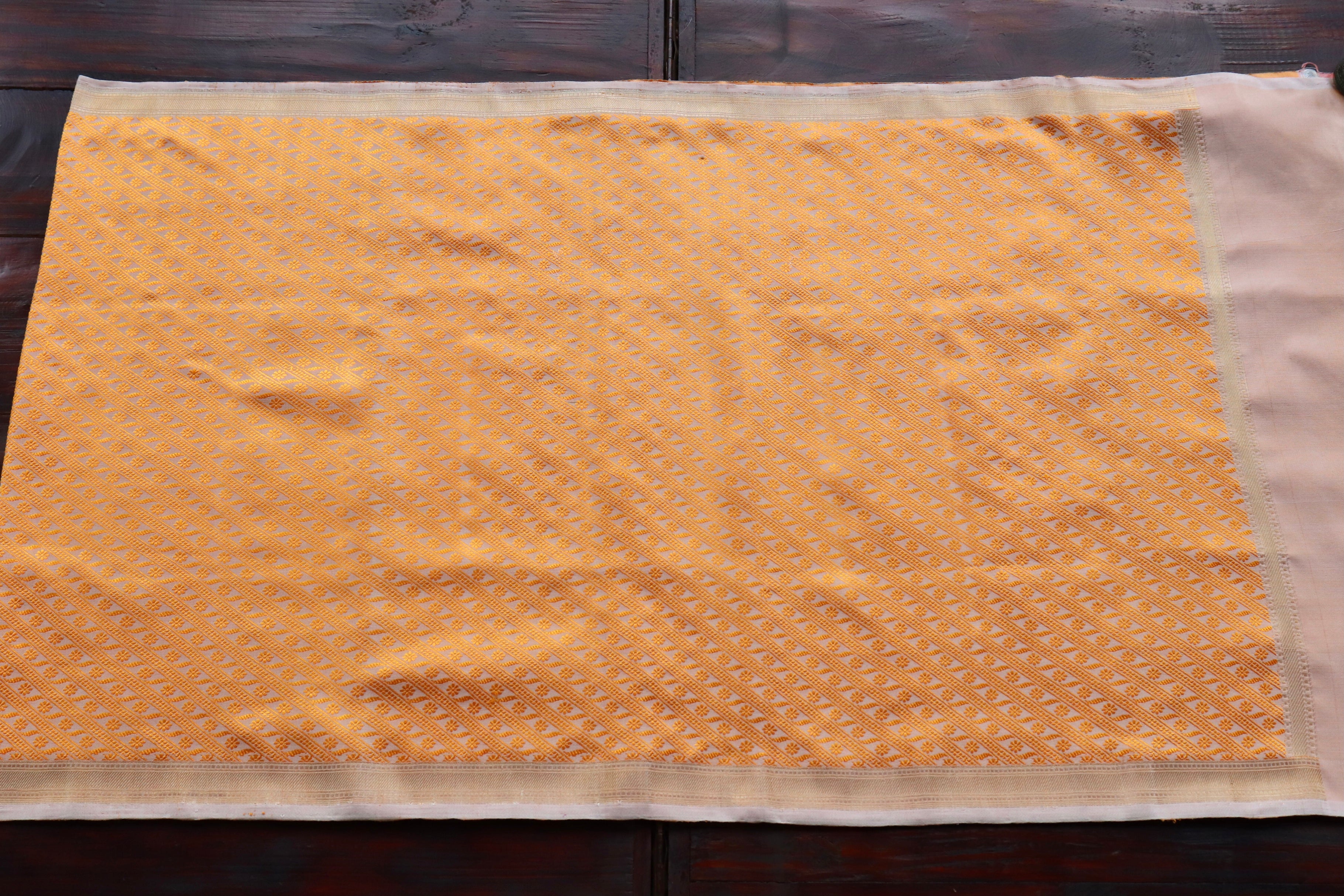 Ivory & Orange Silk Handloom Banarasi Stole