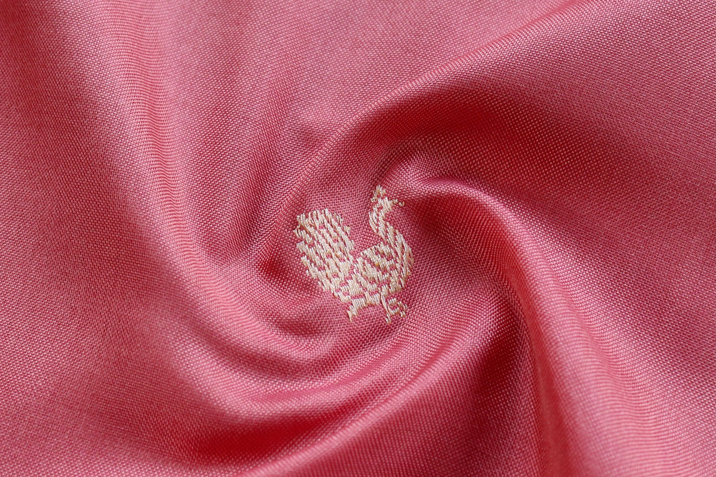 Salmon Pink Peacock Motif Pure Silk Handloom Banarasi Saree