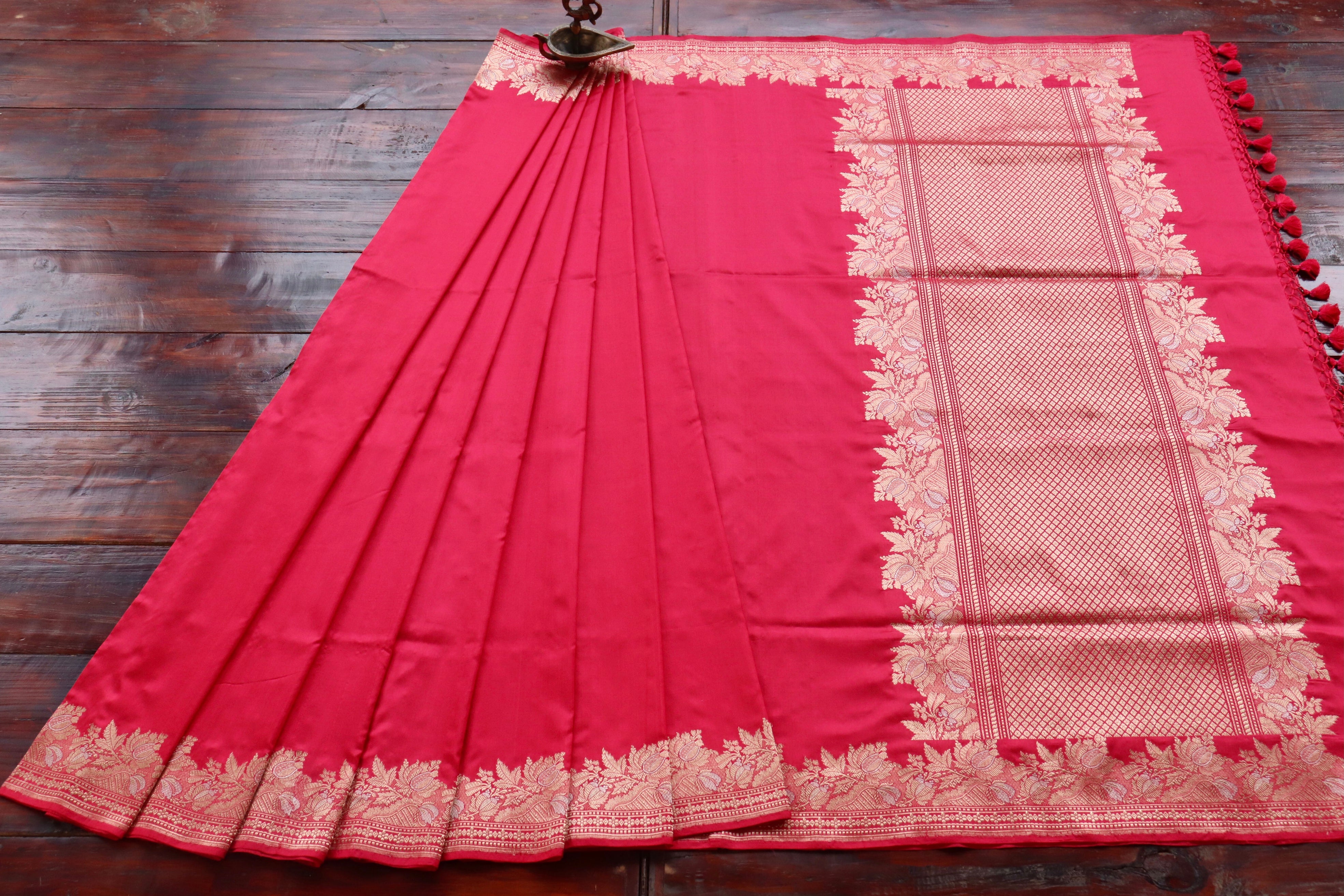 Strawberry Pink Katan Silk  Handloom Banarasi Saree