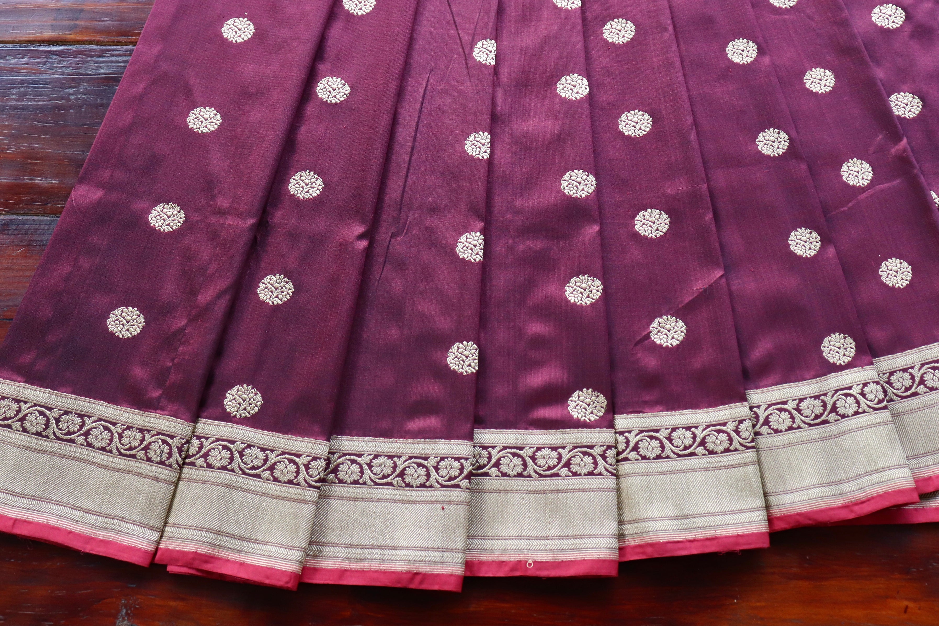 Maroon Ginnie Motif Pure Silk Handloom Banarasi Saree