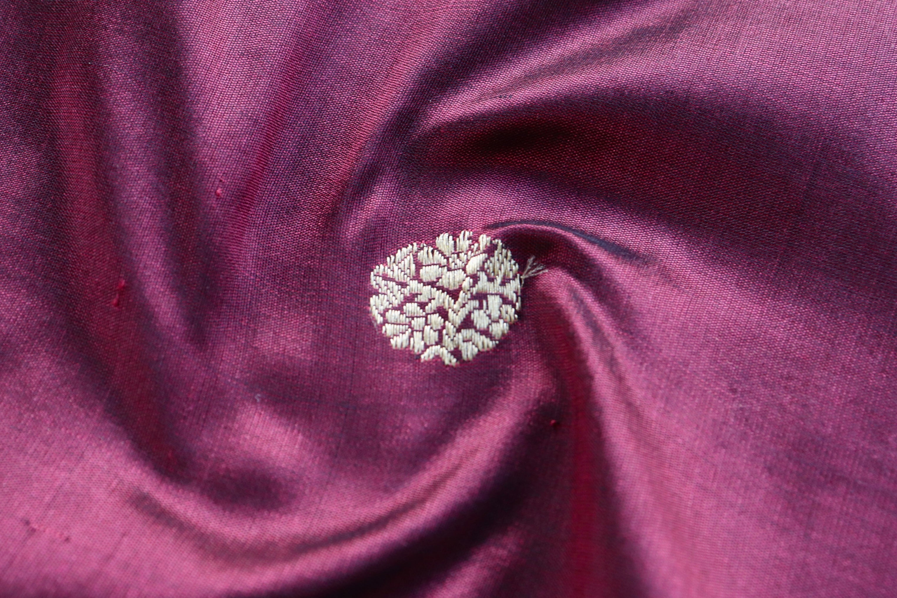 Maroon Ginnie Motif Pure Silk Handloom Banarasi Saree