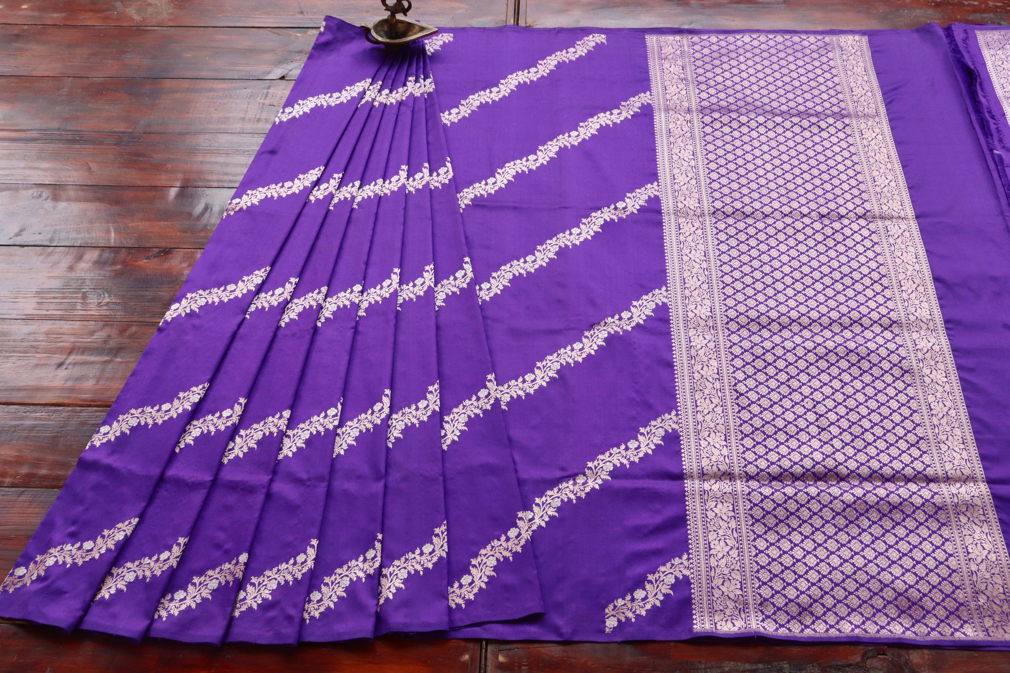 Purple Aada Jangla Pure Katan Silk Banarasi Saree