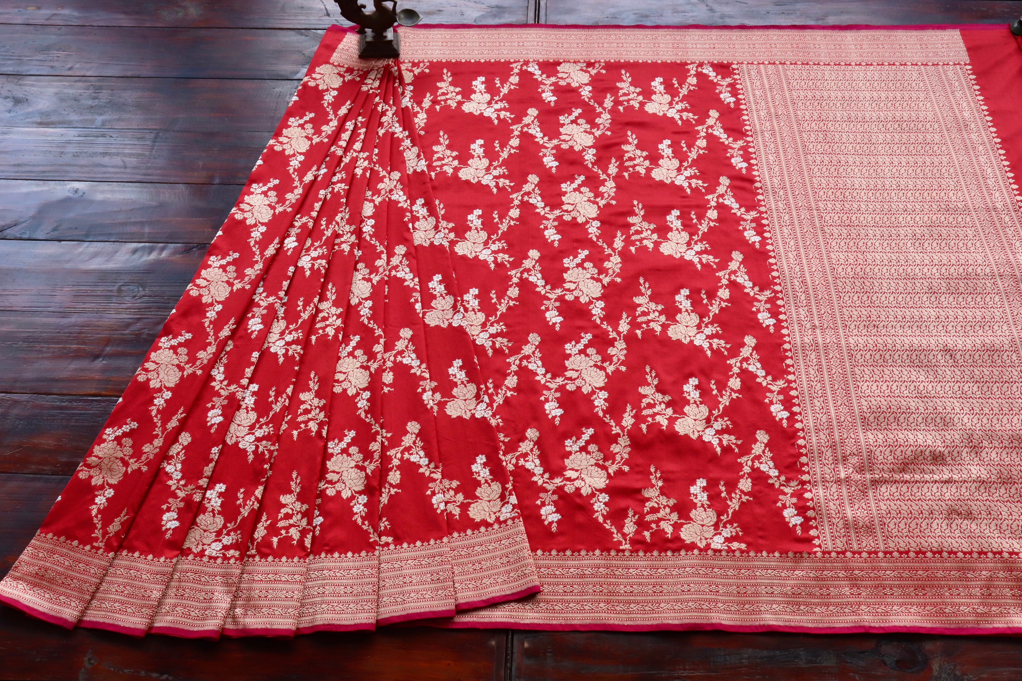 Red Gulab Jangla Pure Silk Handloom Banarasi Saree