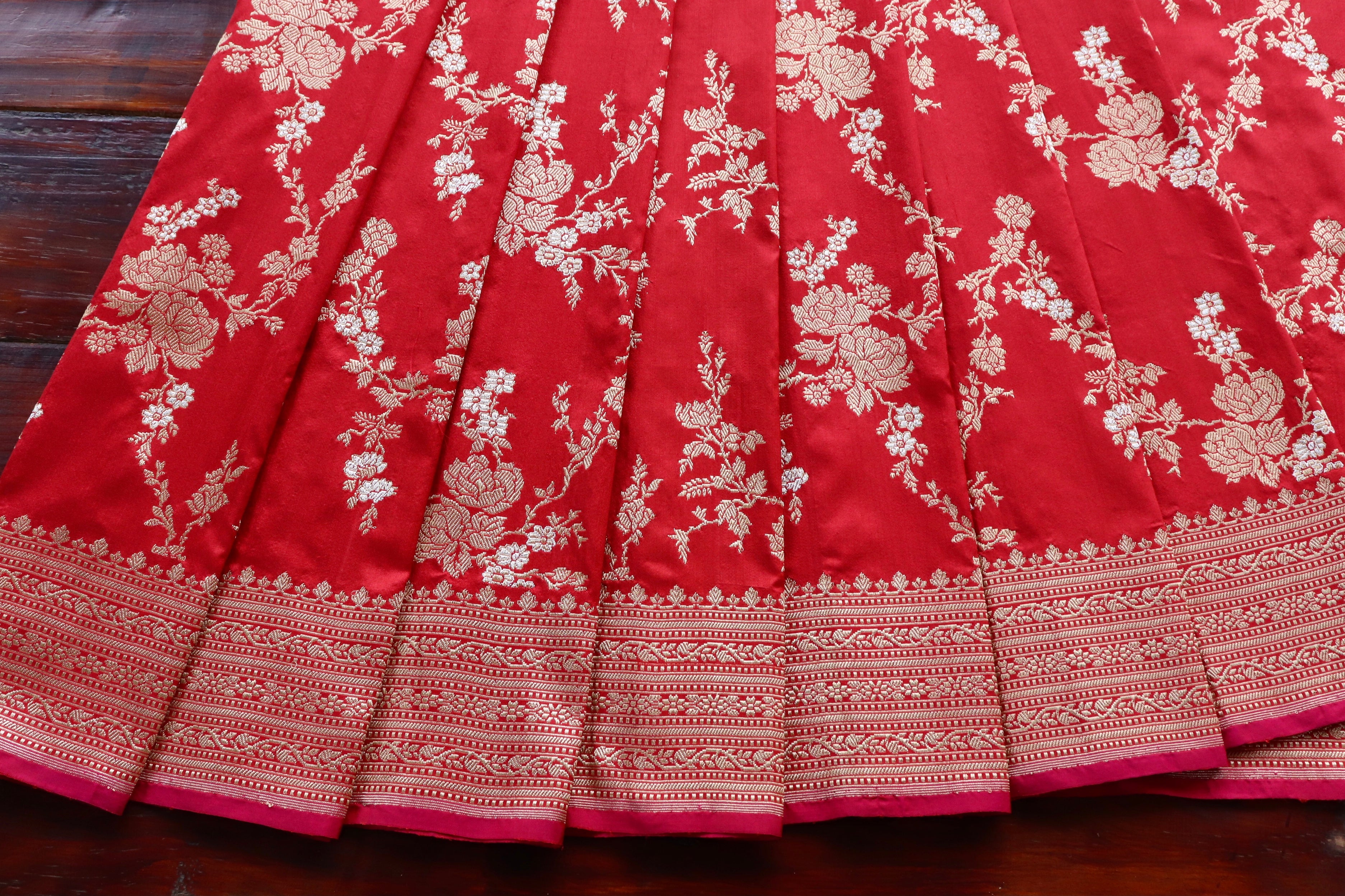 Red Gulab Jangla Pure Silk Handloom Banarasi Saree