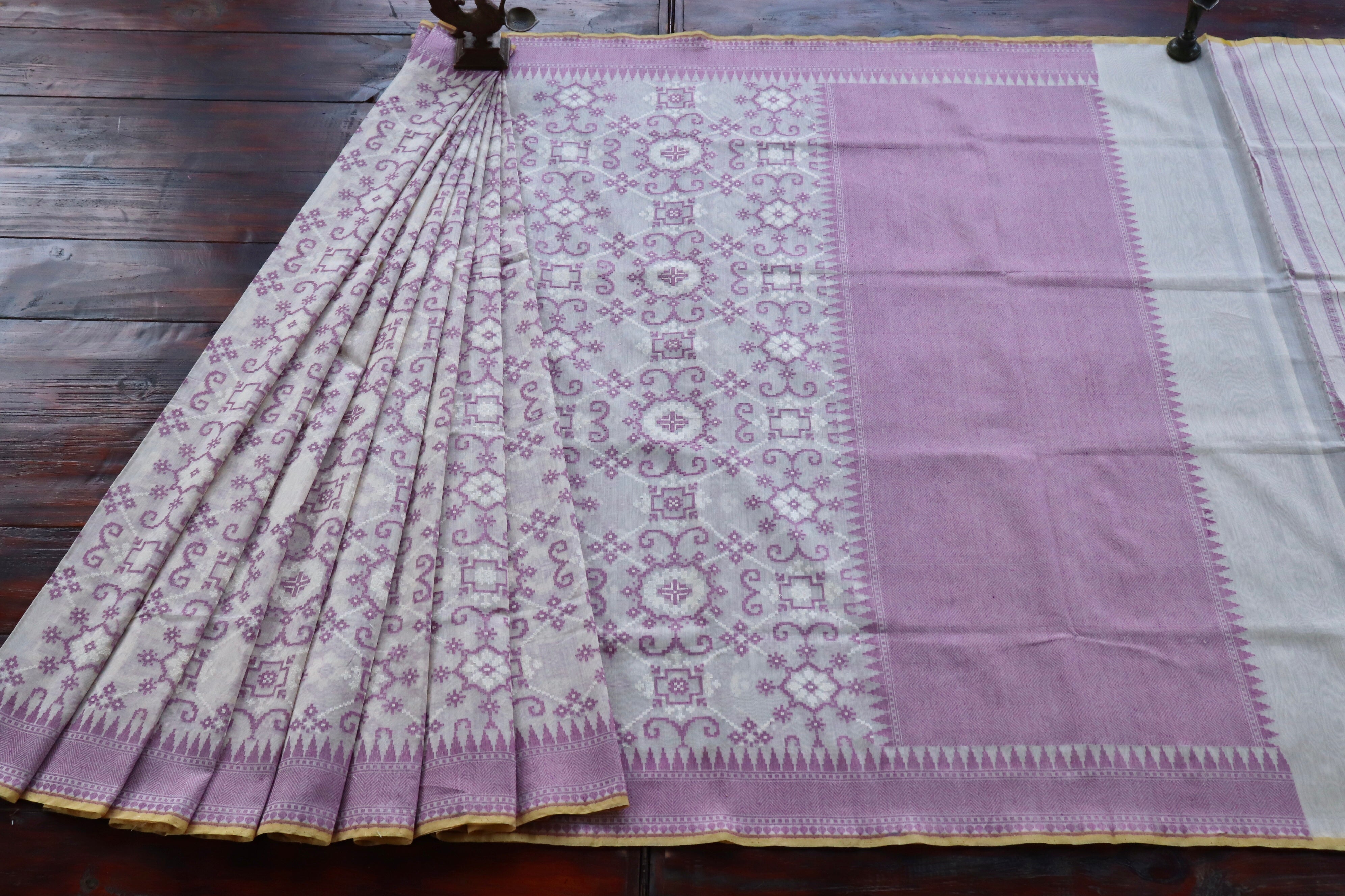 Ivory & Purple Cutwork Cotton Handloom Saree