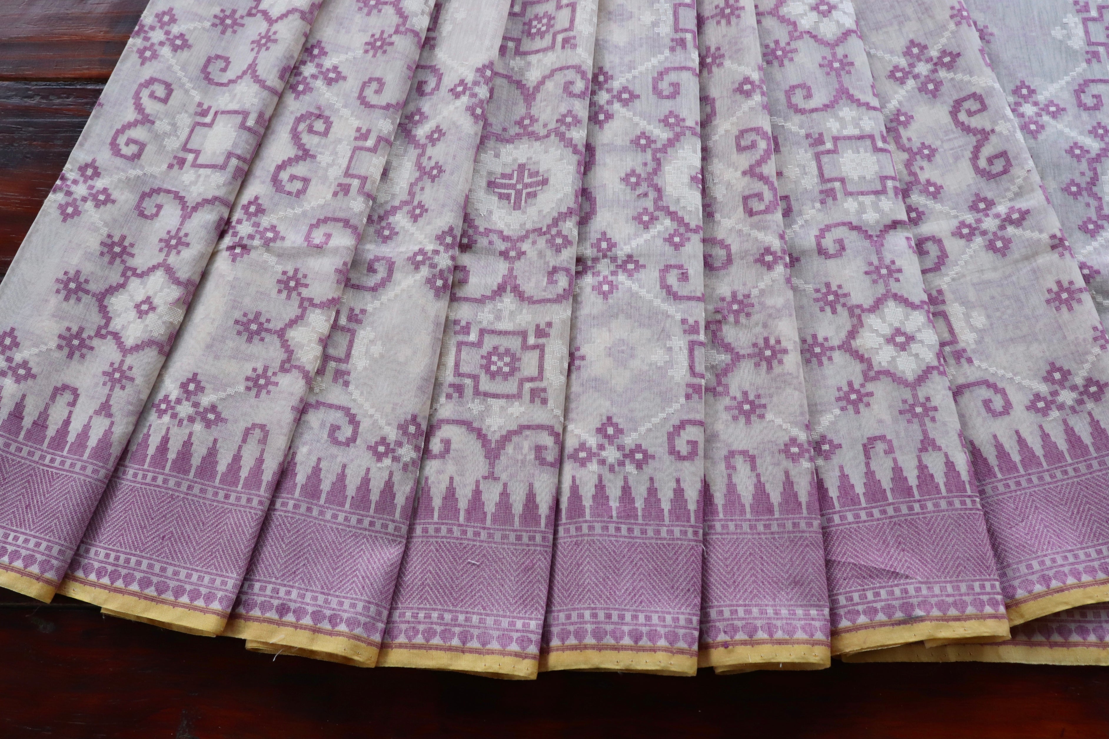 Ivory & Purple Cutwork Cotton Handloom Saree