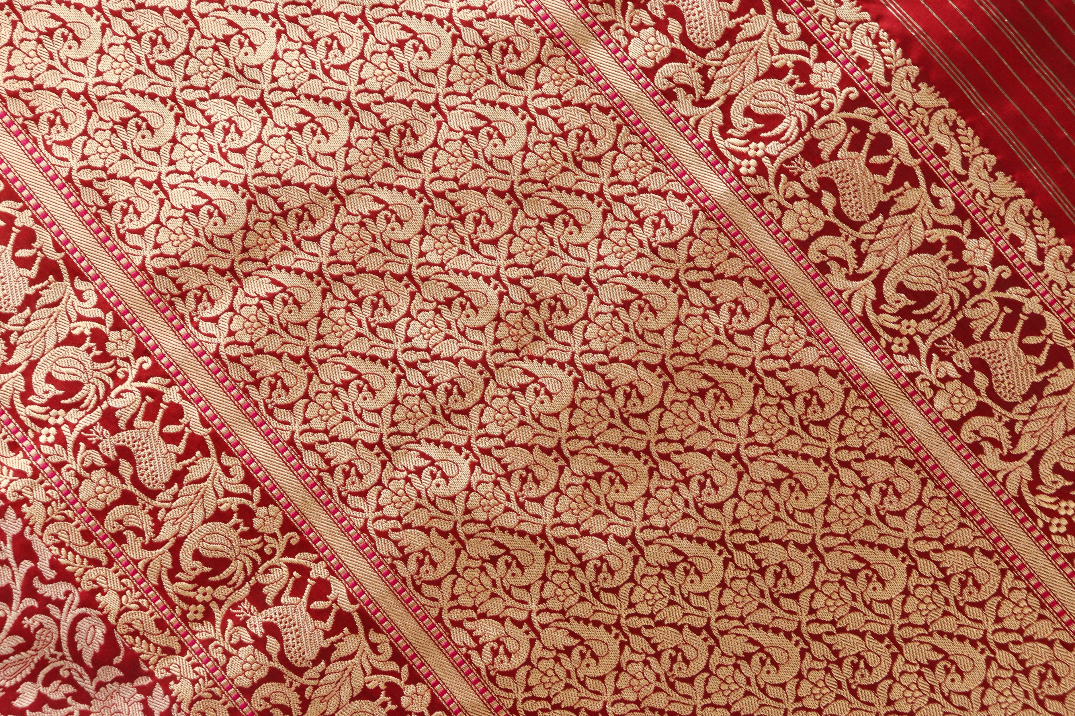 Maroon Shikargah Pure Silk Handloom Banarasi Saree