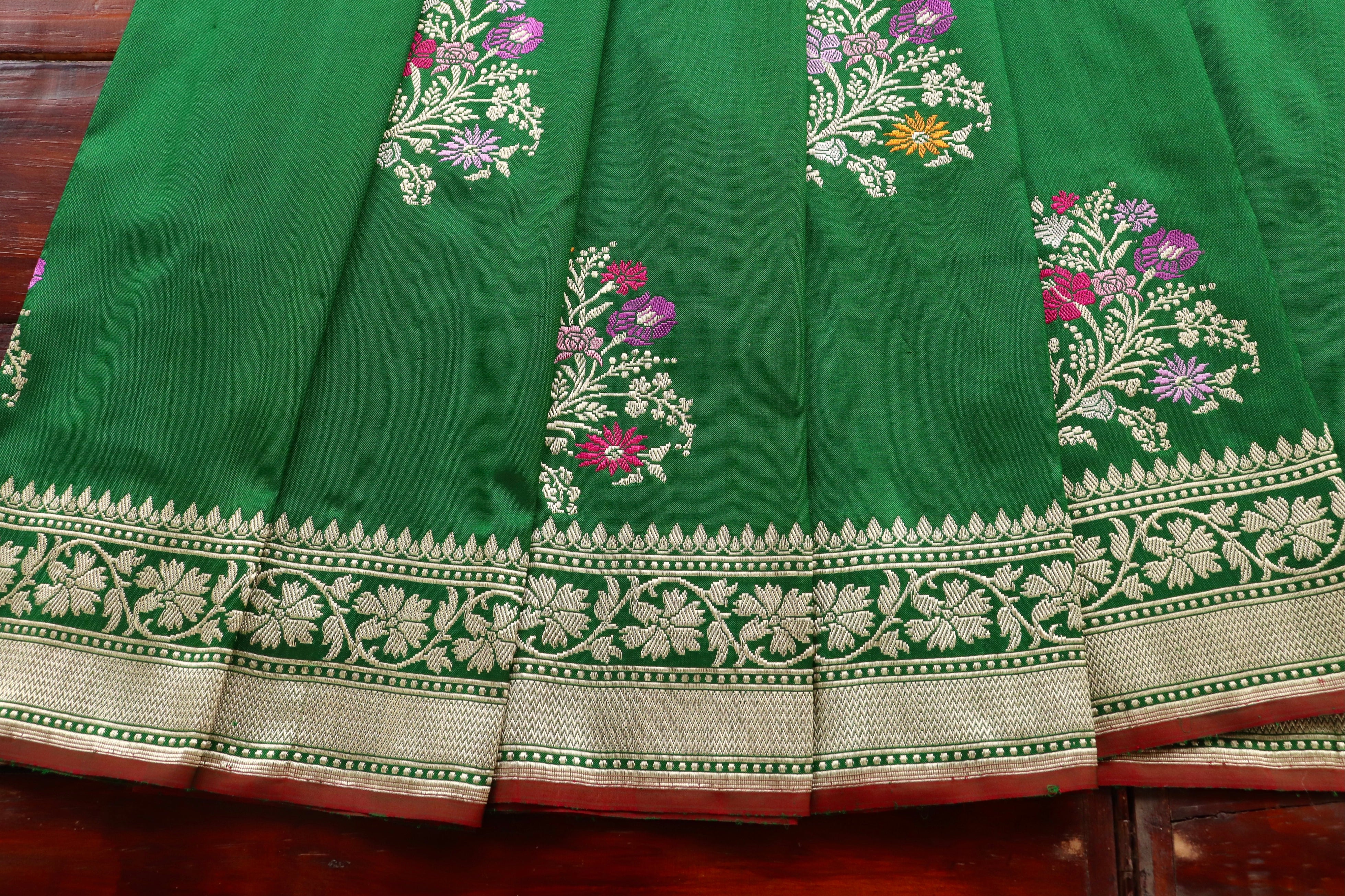 Green Guldasta Motif Pure Katan Silk Handloom Saree