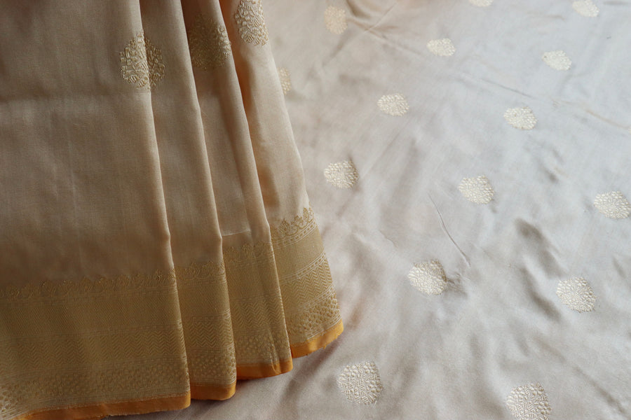 Cream Katan Silk Leaf Motif Banarasi Saree | Stuti Weaves