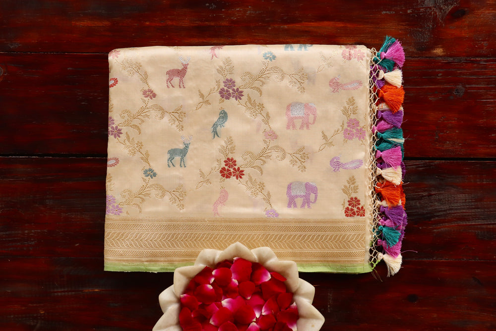 Ivory Kadhua Shikargah Pure Silk Banarasi Saree | Stuti Weaves