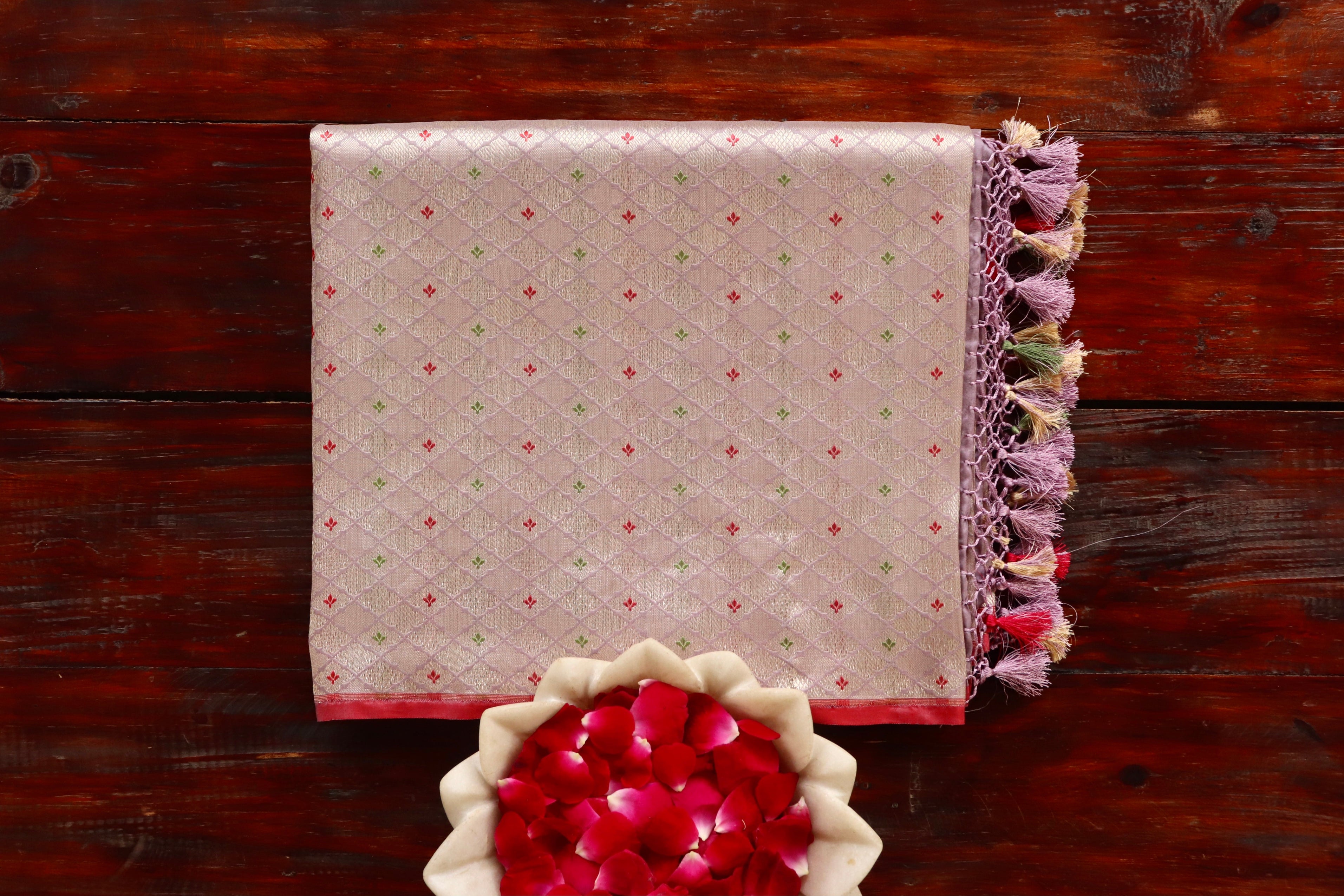 Pale Pink Meenadar Tanchoi Pure Silk Handloom Banarasi Saree