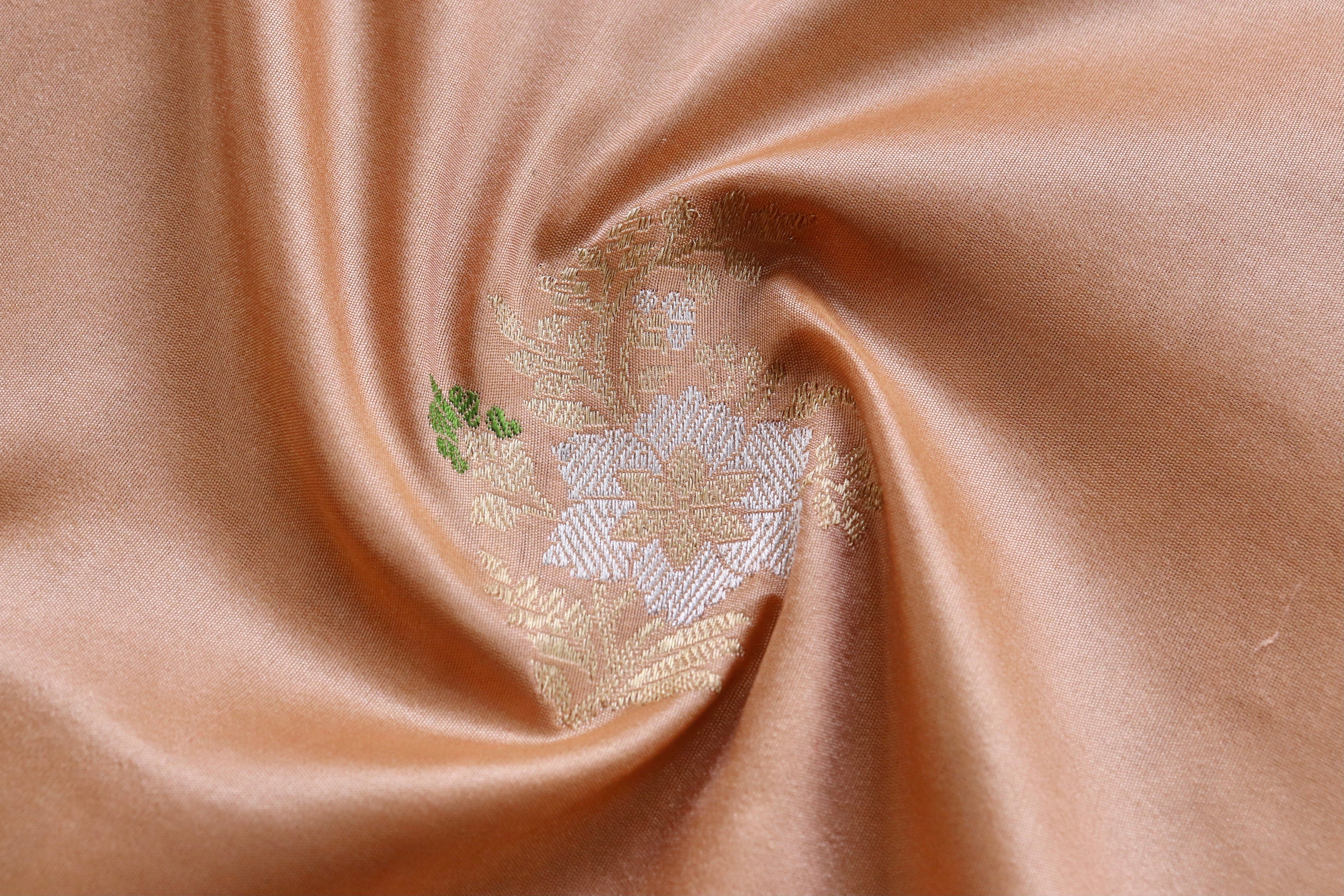 Peach Meenadar Motif Pure Silk Handloom Banarasi Saree