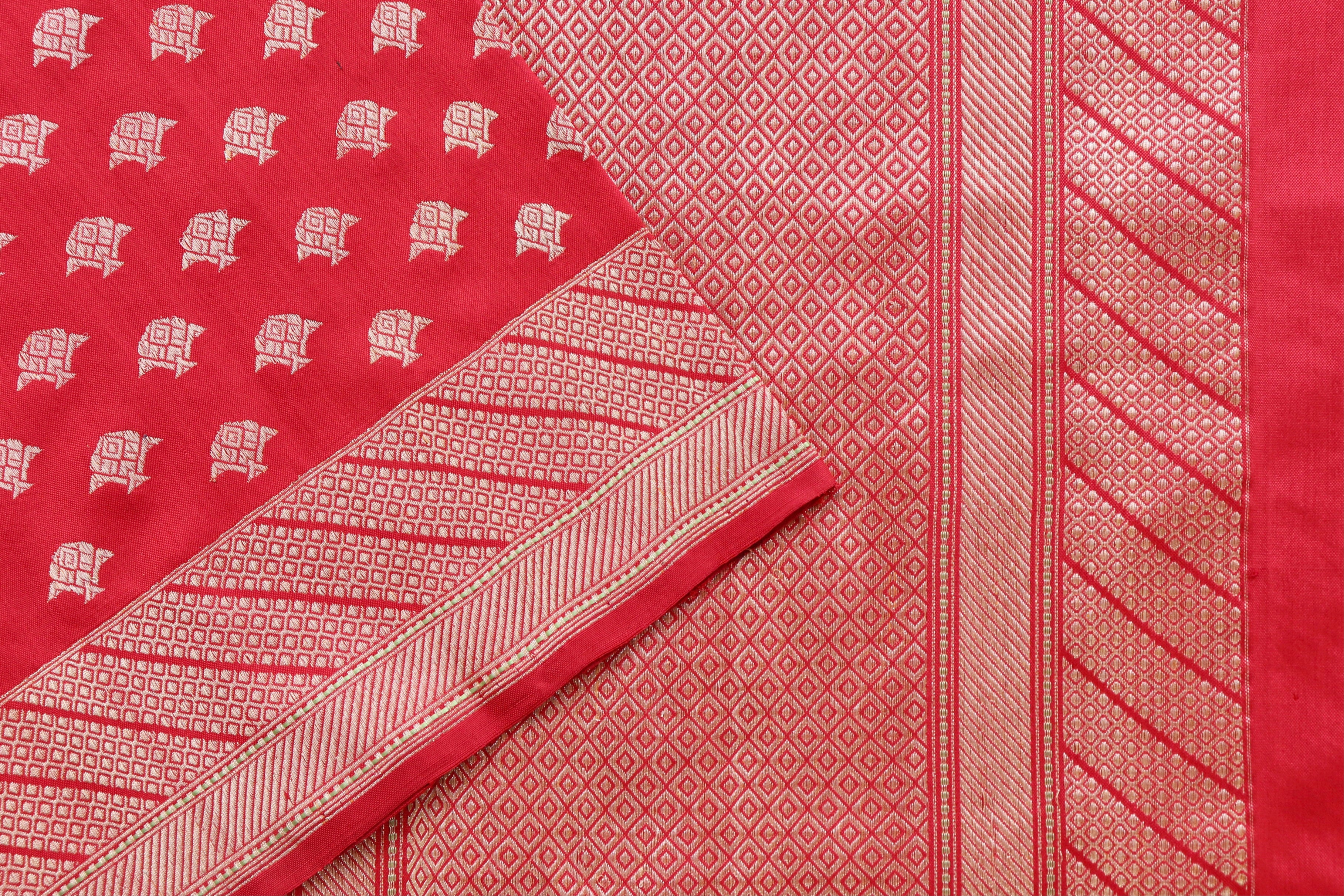 Rakhtambari Matsya Buti Pure Zari Silk Saree