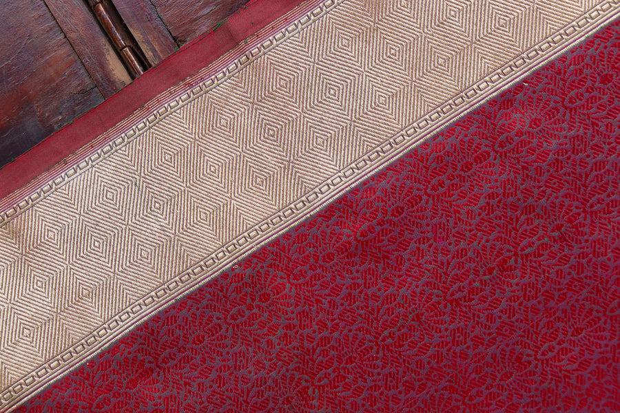 Plum Kairy Kuniya Pure Silk Handloom Banarasi Saree