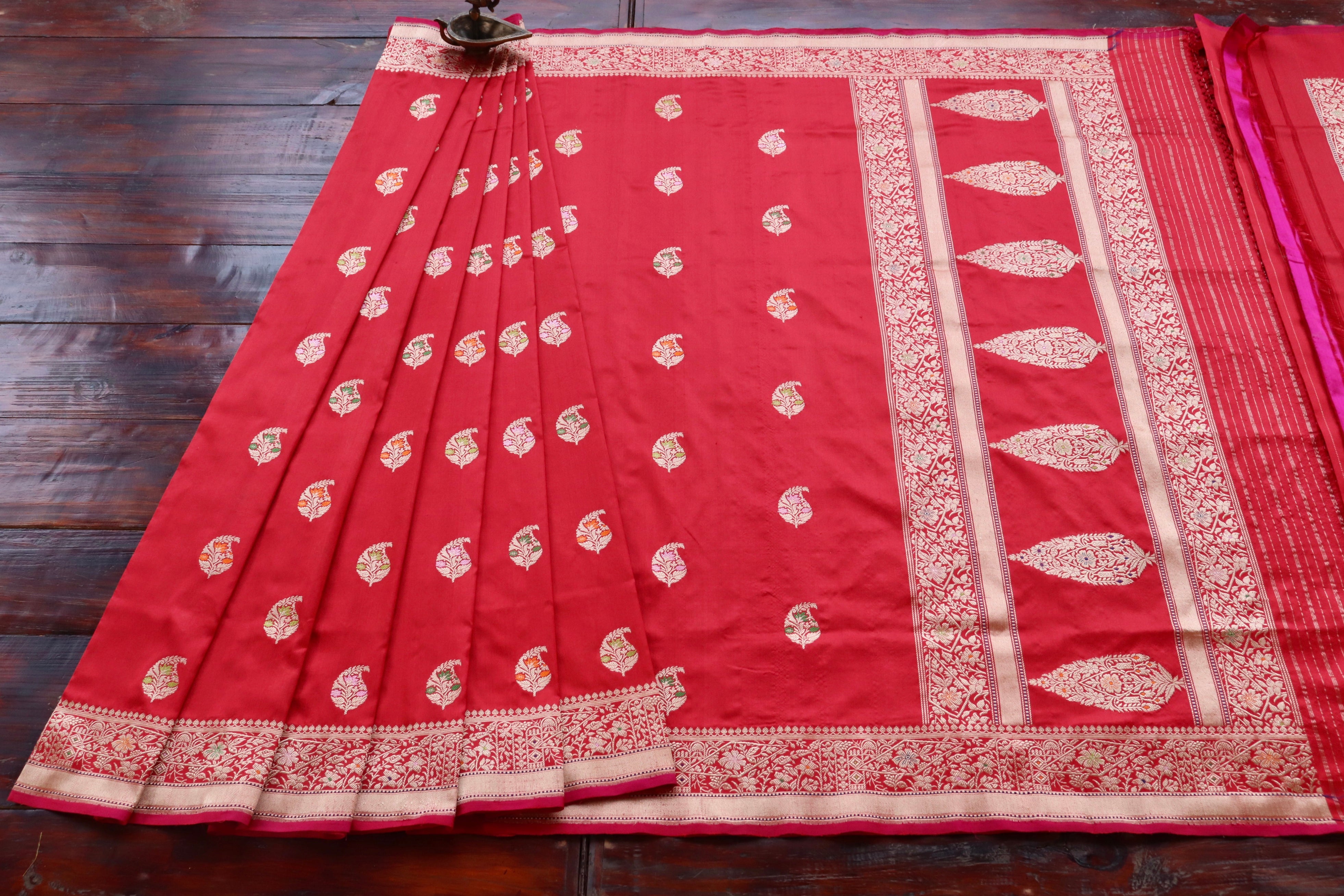 Red Kairy Pure Silk Handloom Banarasi Saree