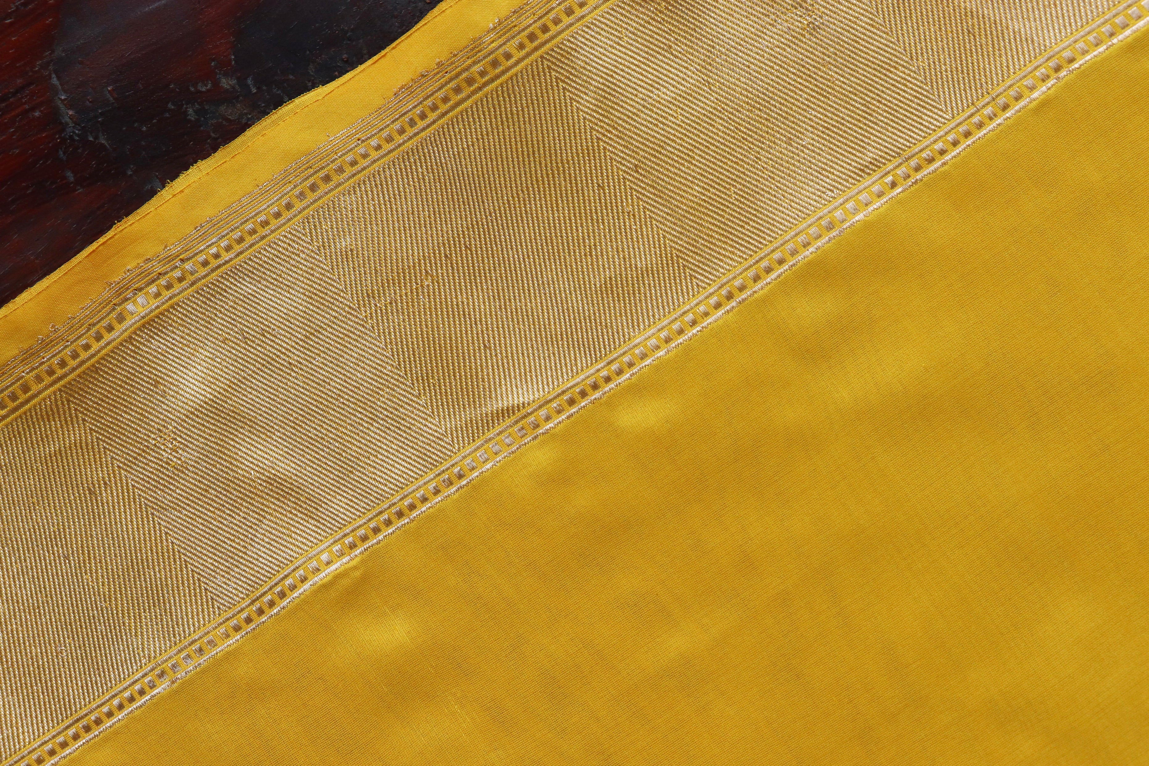 Mango Yellow Floral Border Pure Silk Handloom Banarasi Saree