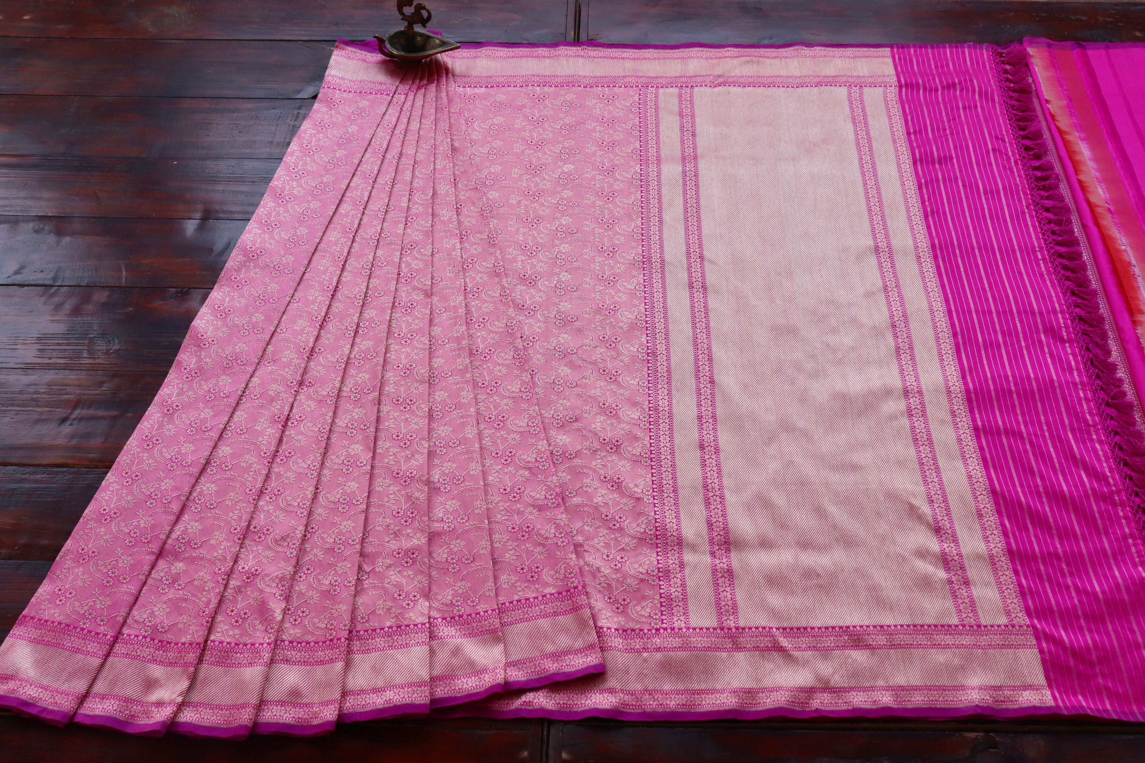 Pink Tanchoi Pure Silk Handloom Banarasi Saree