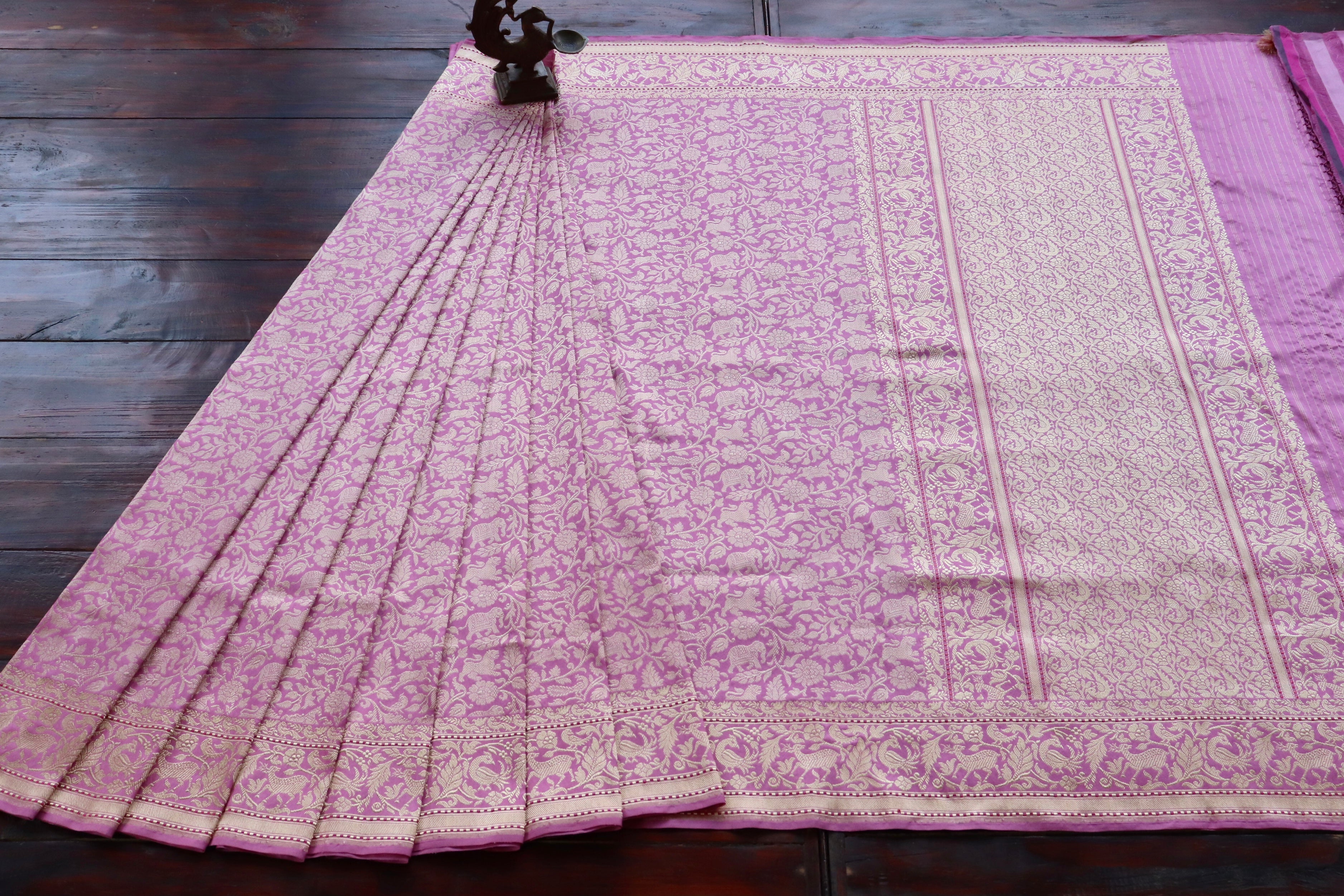 Baby Pink Tanchoi Shikargah Pure Silk Handloom Banarasi Saree