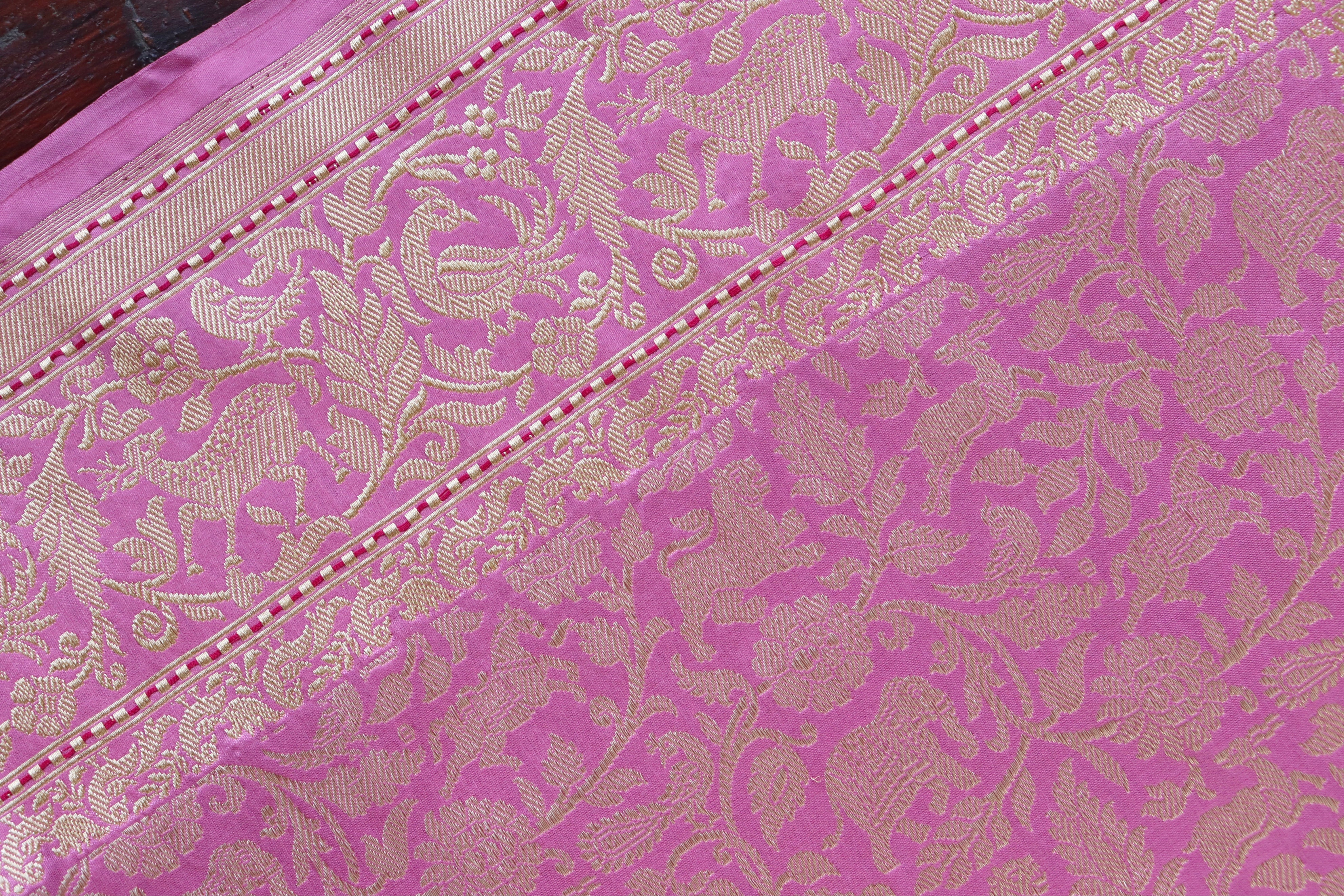 Baby Pink Tanchoi Shikargah Pure Silk Handloom Banarasi Saree