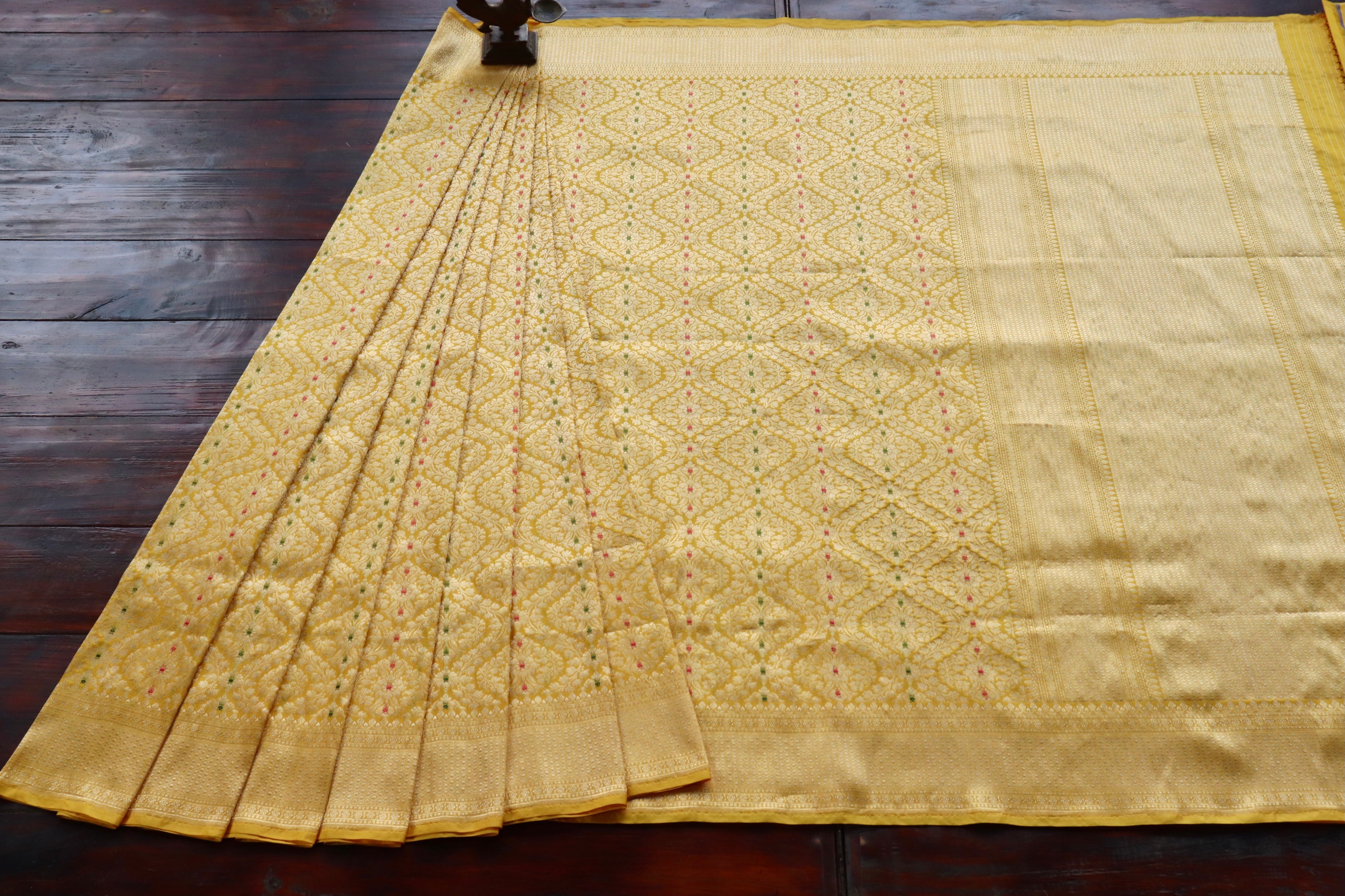 Yellow Meenadar Tanchoi Pure Silk Handloom Banarasi Saree