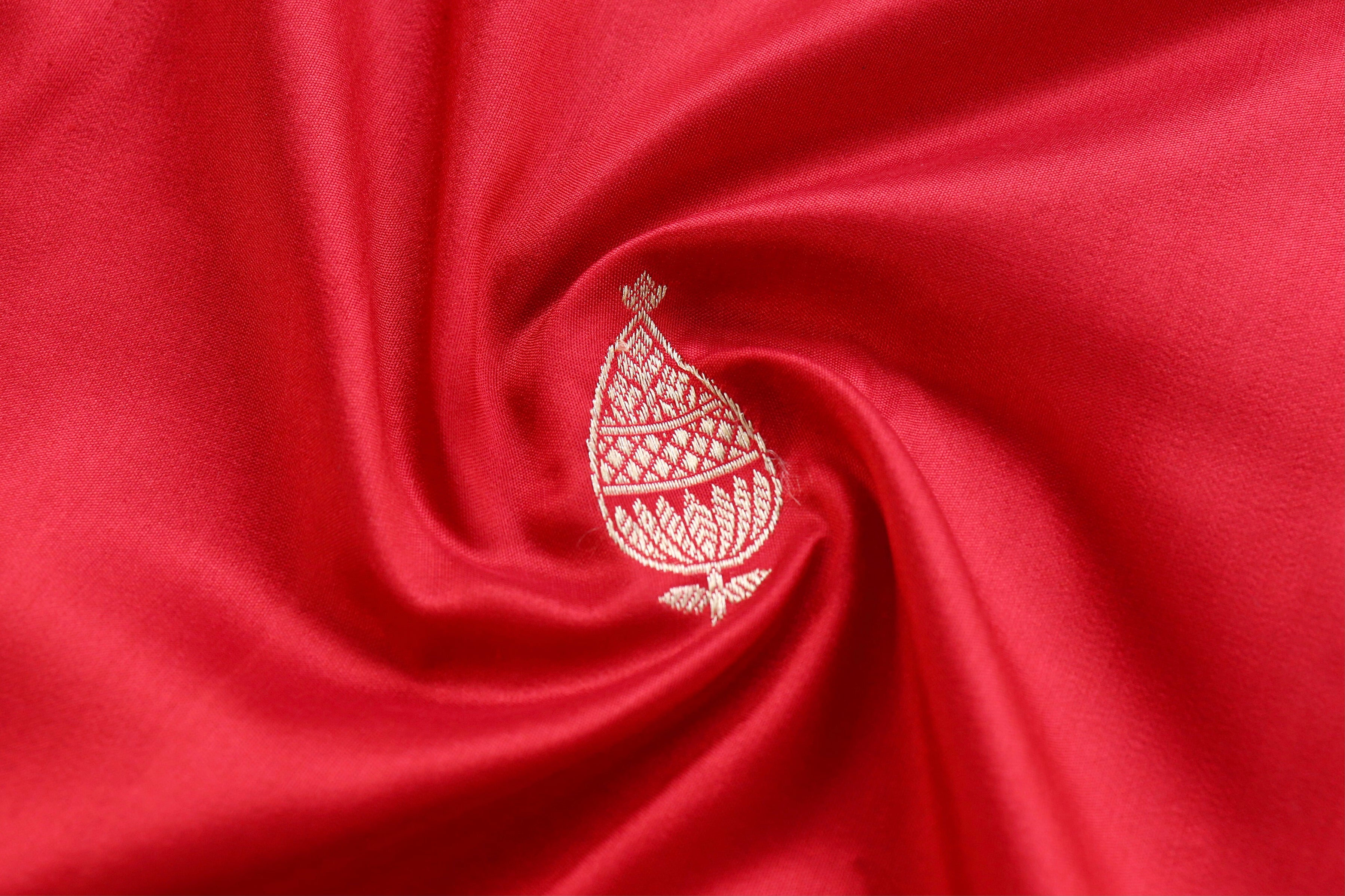 Red Aisha Kadhua Motif Pure Katan Silk Handloom Saree