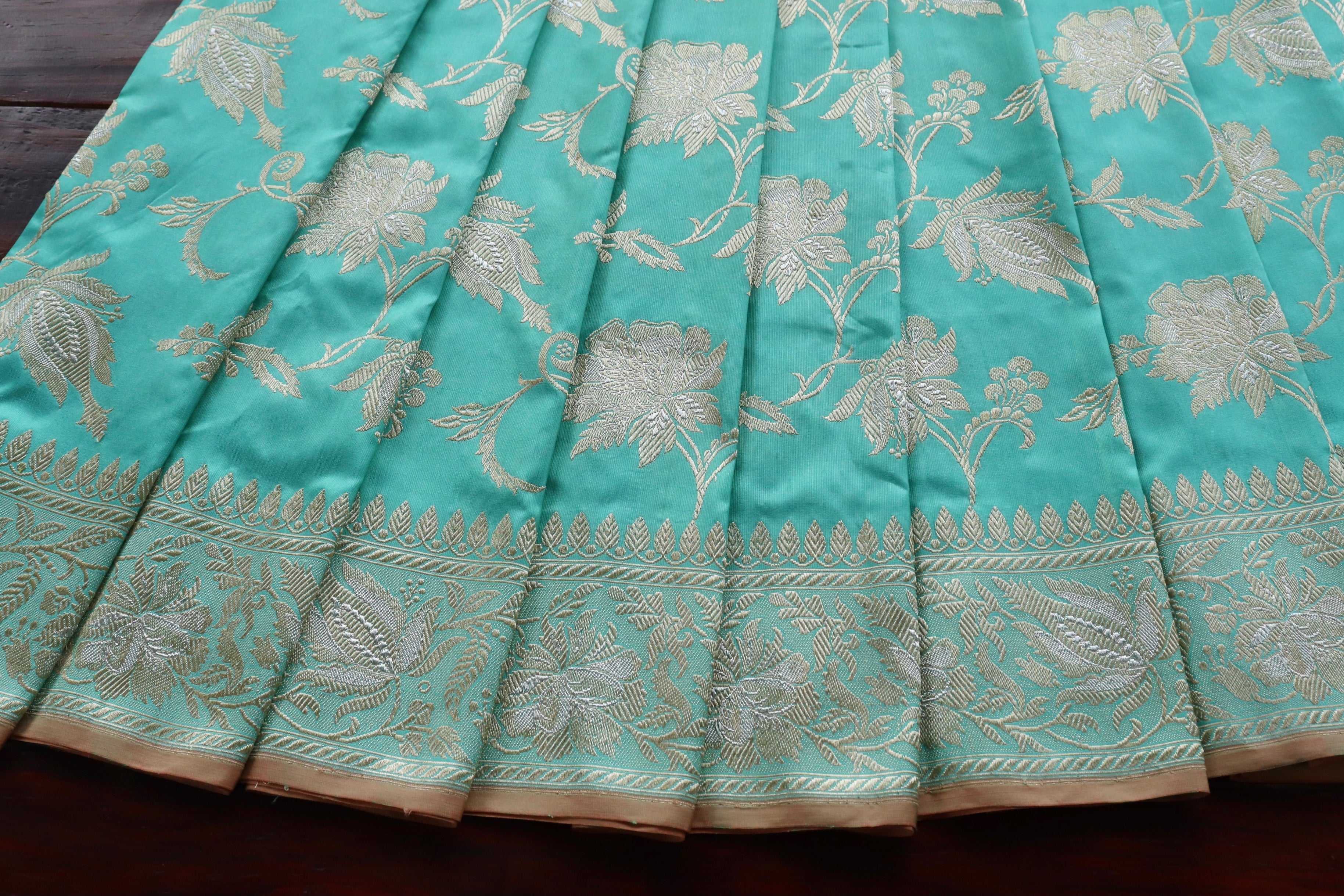 Mint Green Chinar Jangla Pure Silk Handloom Banarasi Saree