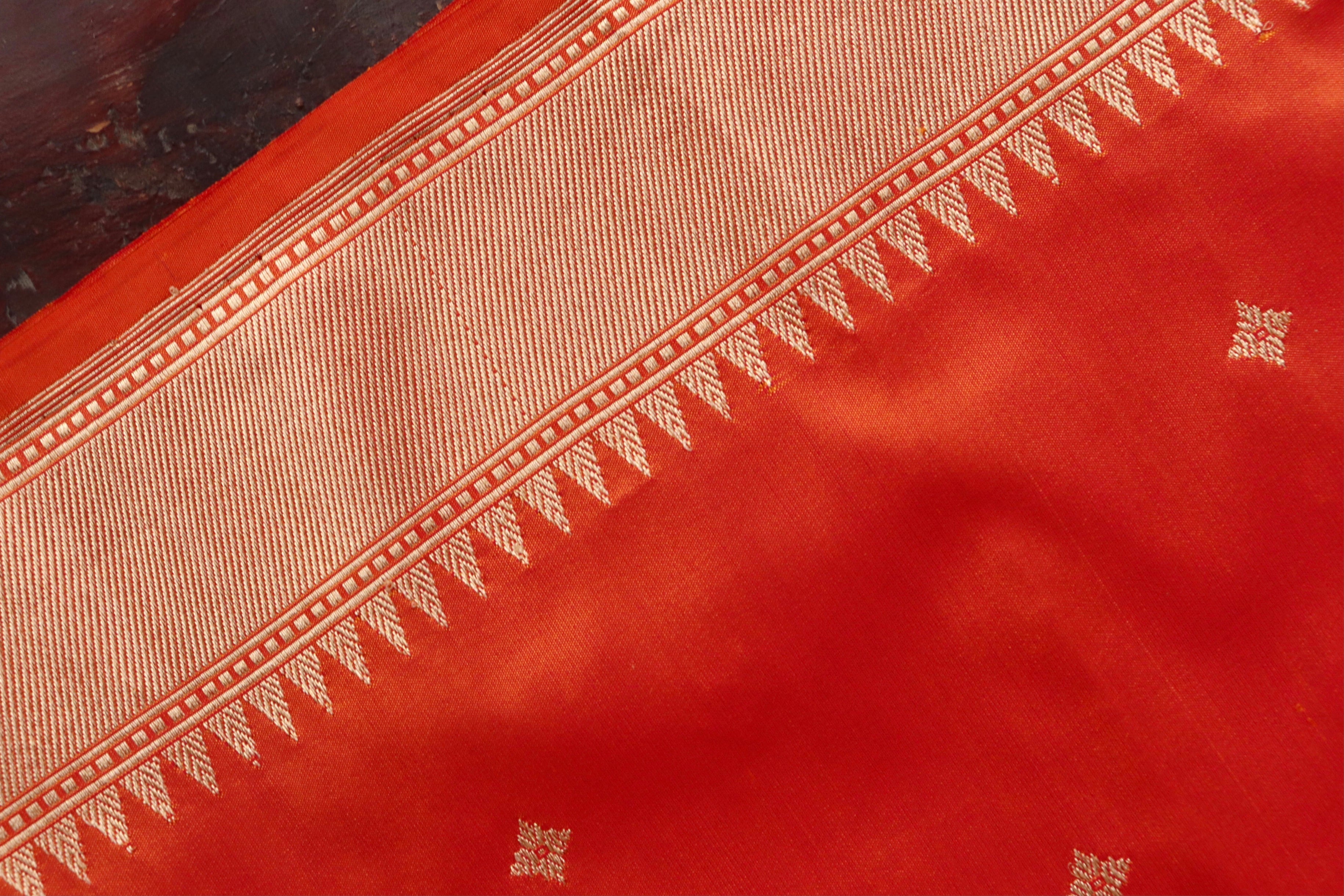 Rust  Meenadar Kadhua  Pure Silk Handloom Banarasi Saree
