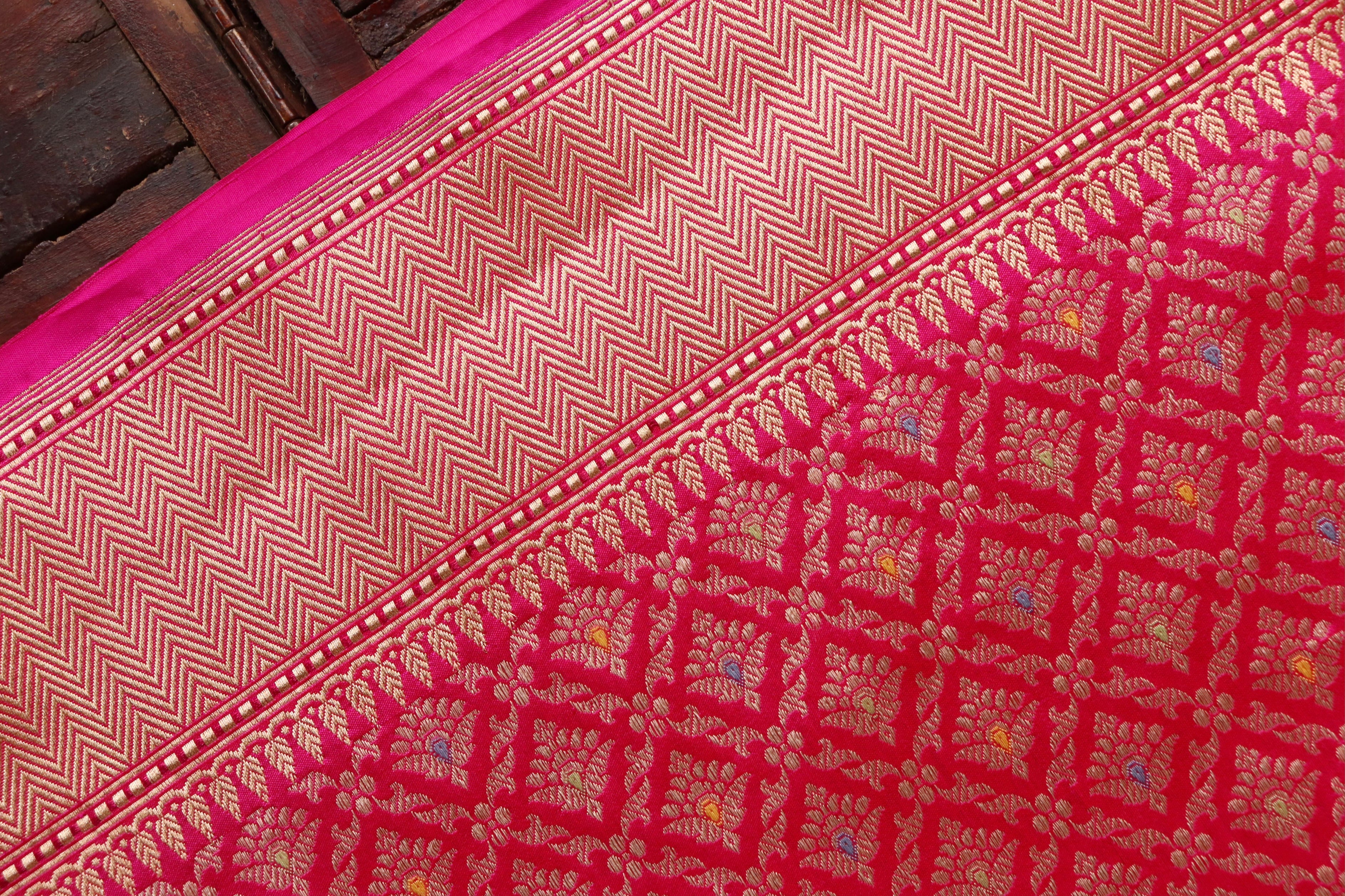 Rani Pink Meenadar Handwoven Banarasi Tanchoi Silk Saree