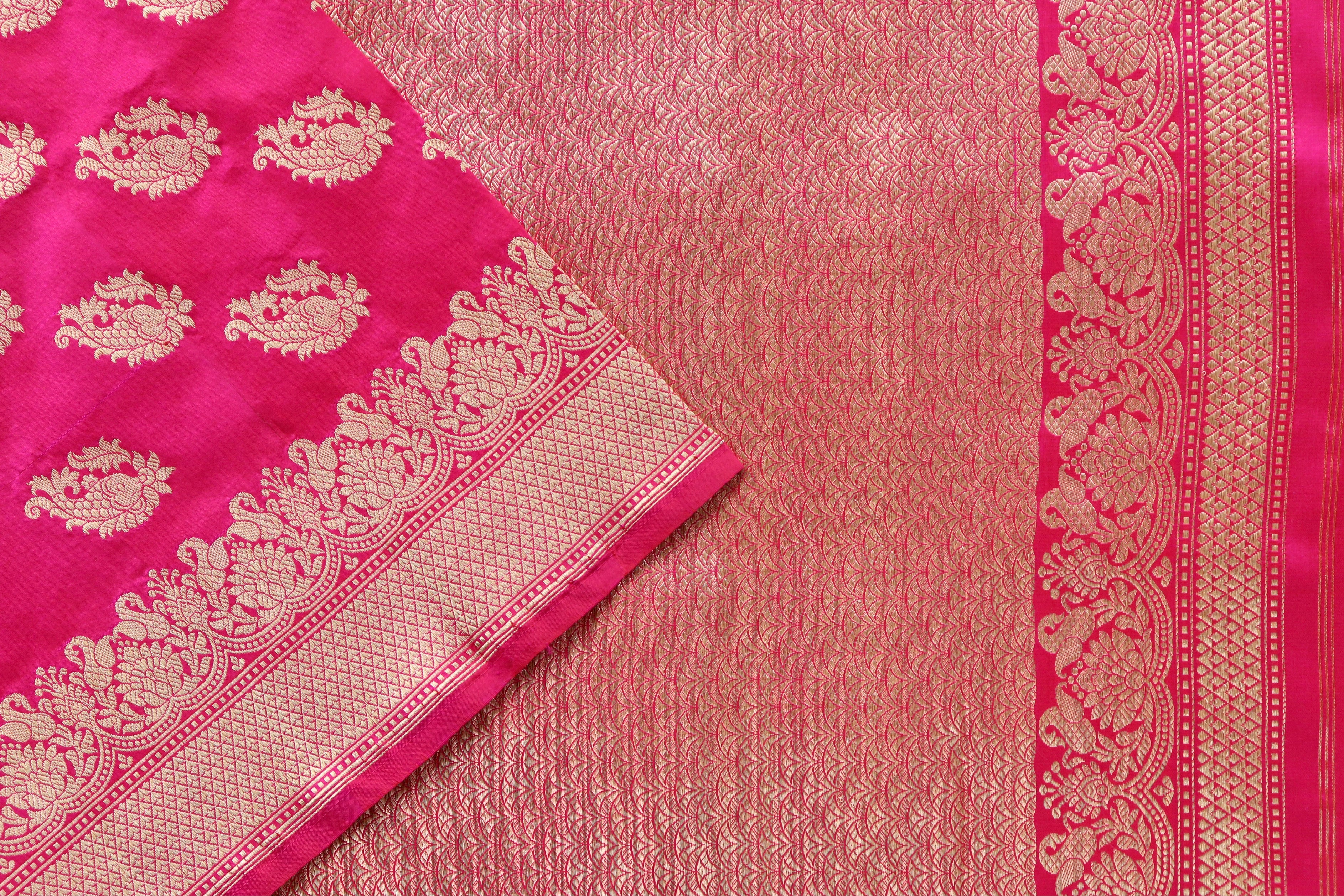 Pink Fish Motif Pure Silk Handloom Banarasi Saree