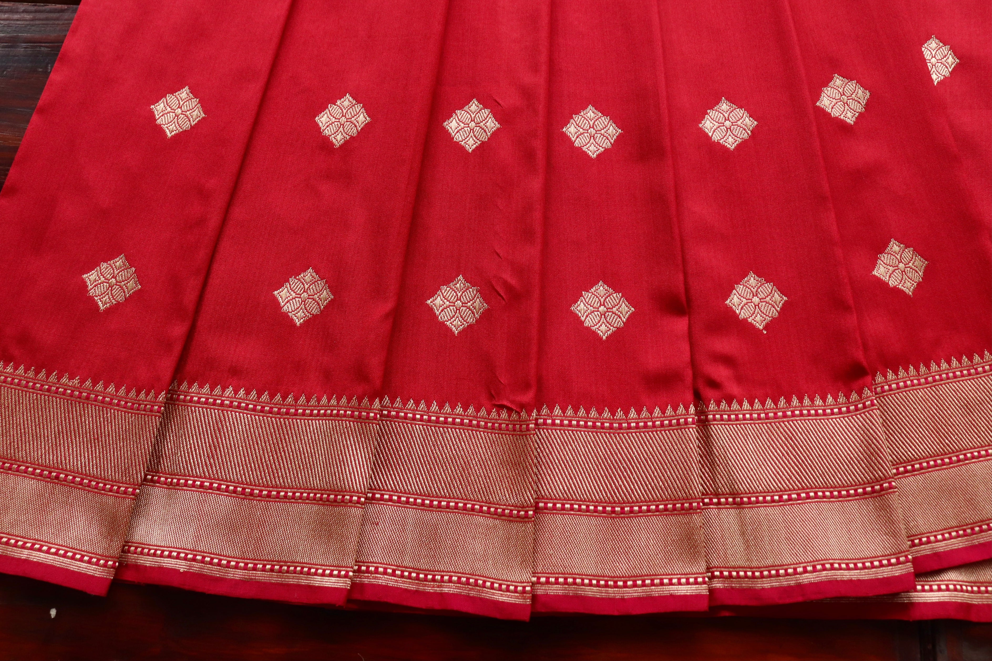 Red Kadhua Motif Pure Katan Silk Handloom Saree