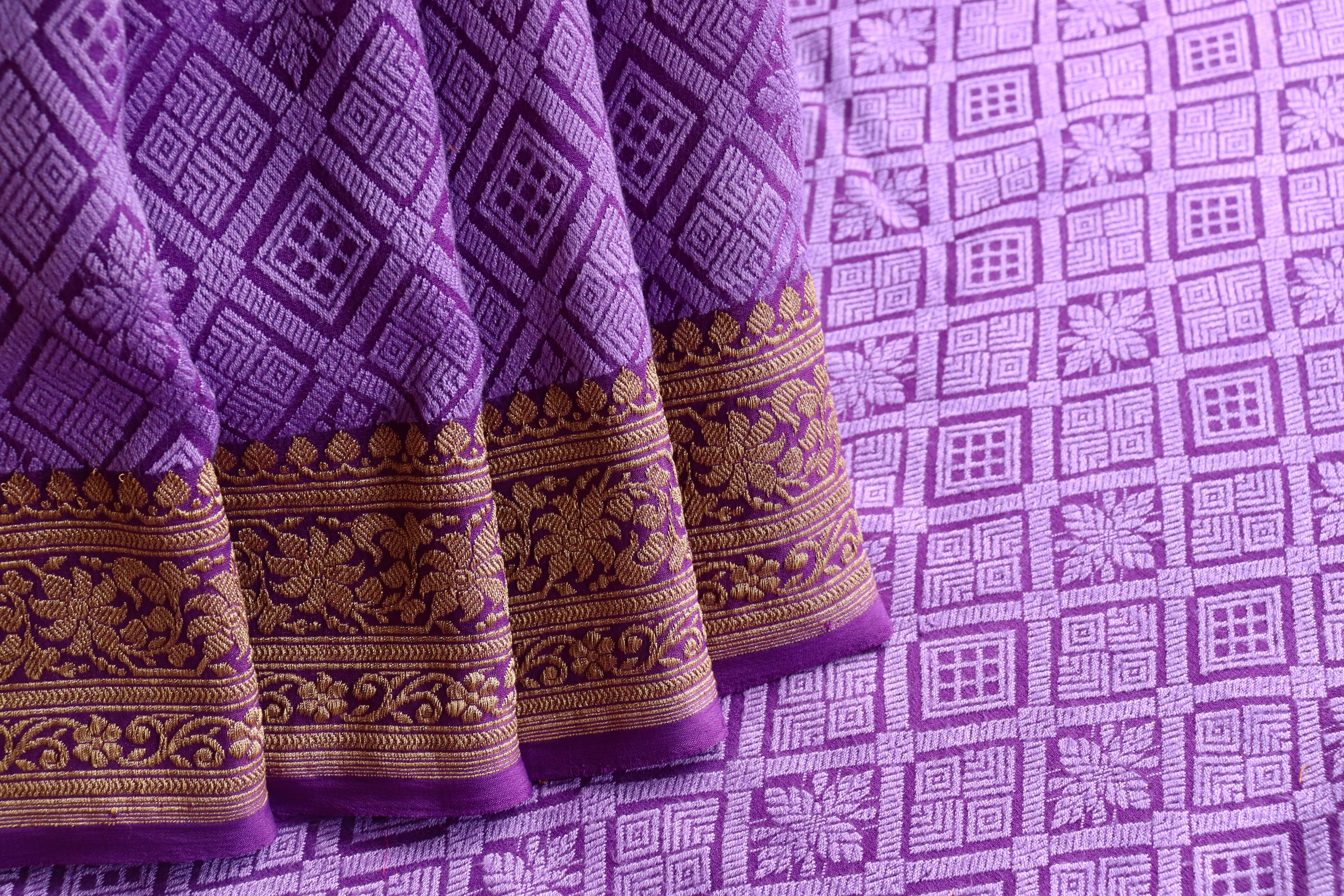 Purple Handwoven Banarasi Tanchoi Silk Saree