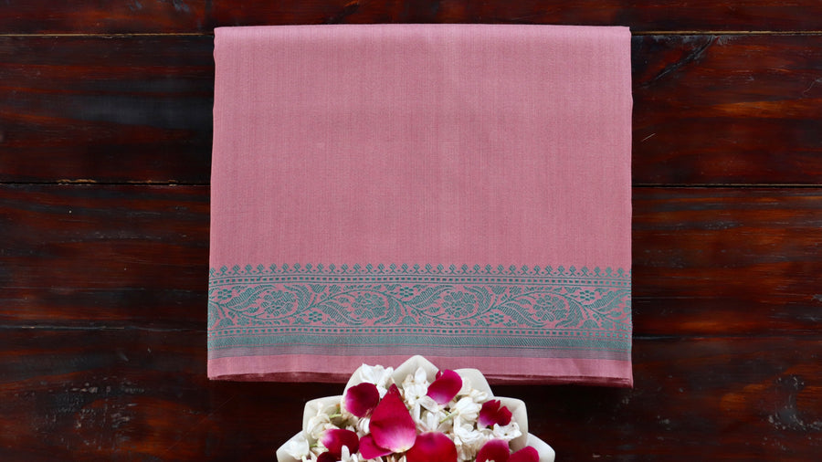 Pink handloom Banarsi saree with kuniya motifs in pure silk