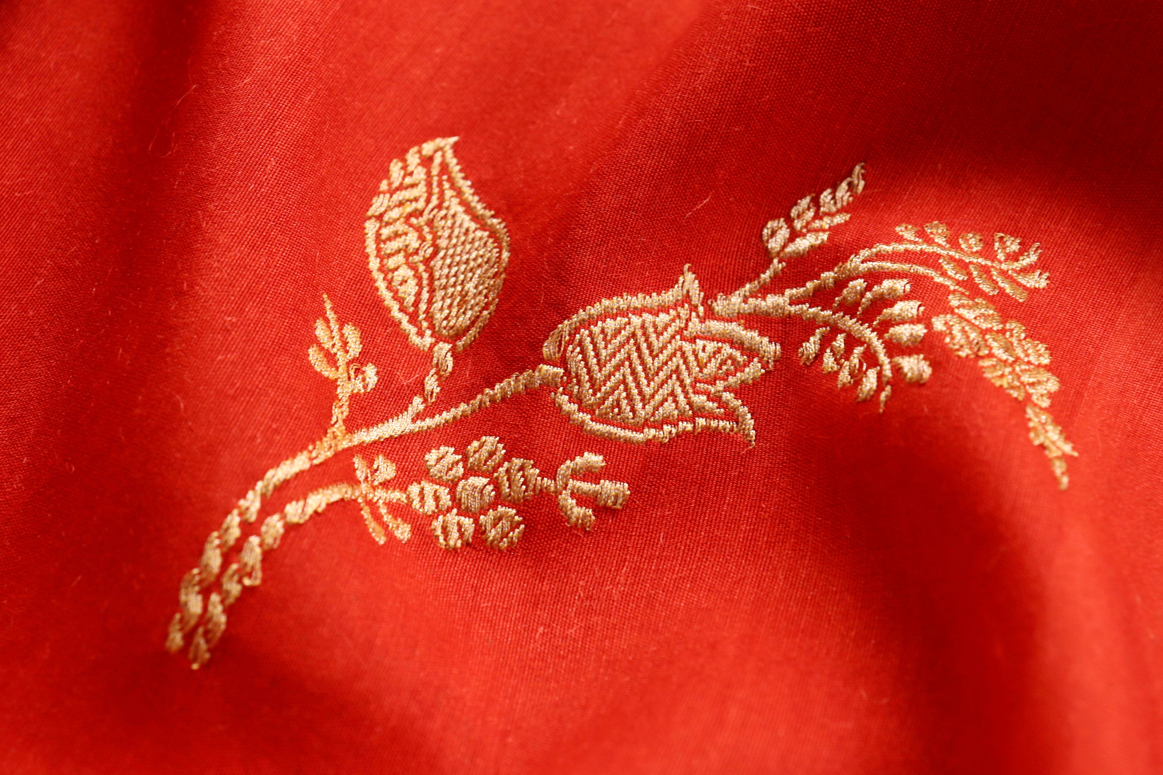 Red Orange Motif Munga Silk Handloom Saree
