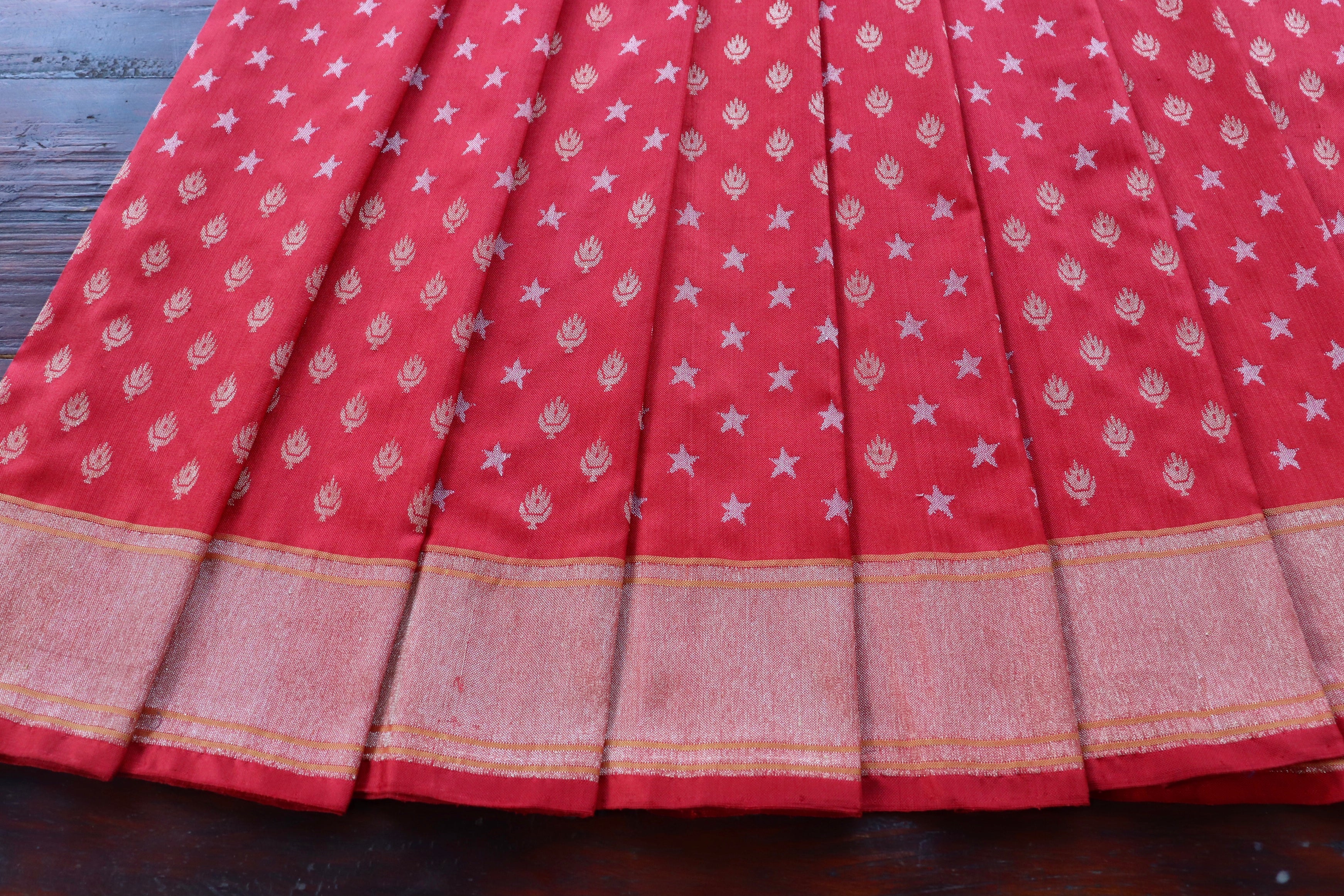 Rakhtambari Pure Zari Silk Handwoven Banarasi Saree