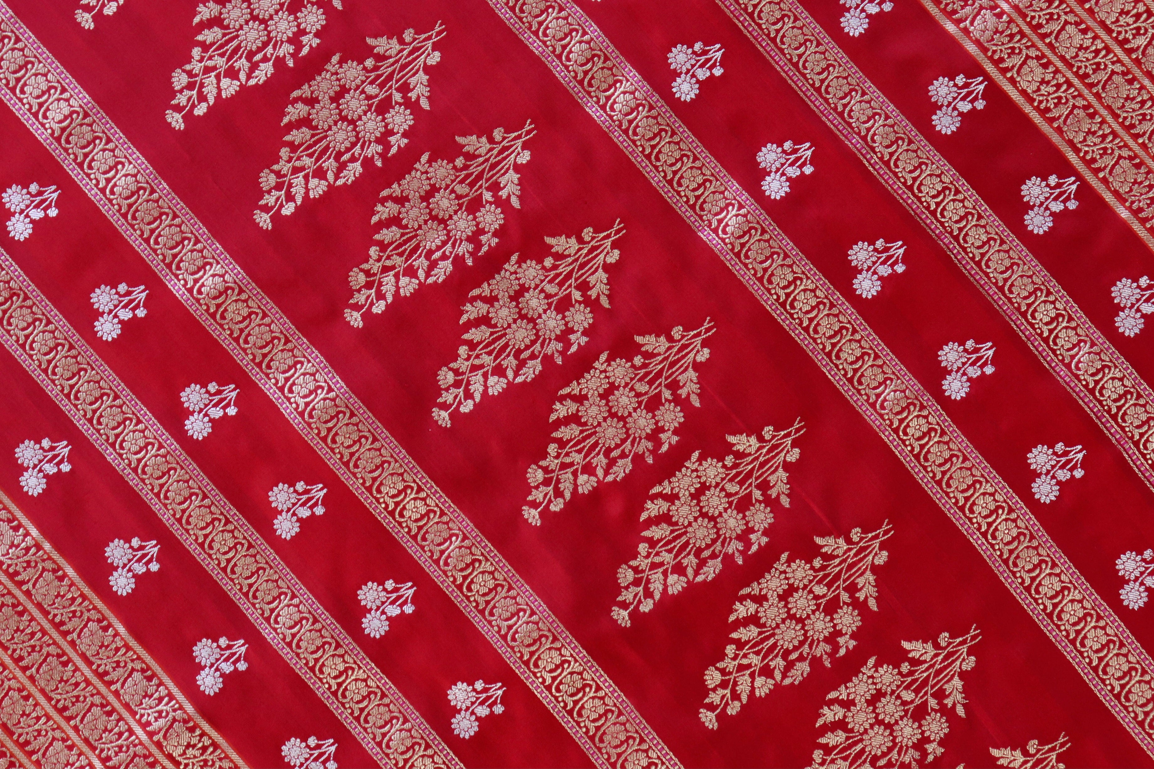 Deep Red Kadhua Motif Pure Silk Handloom Banarasi Saree