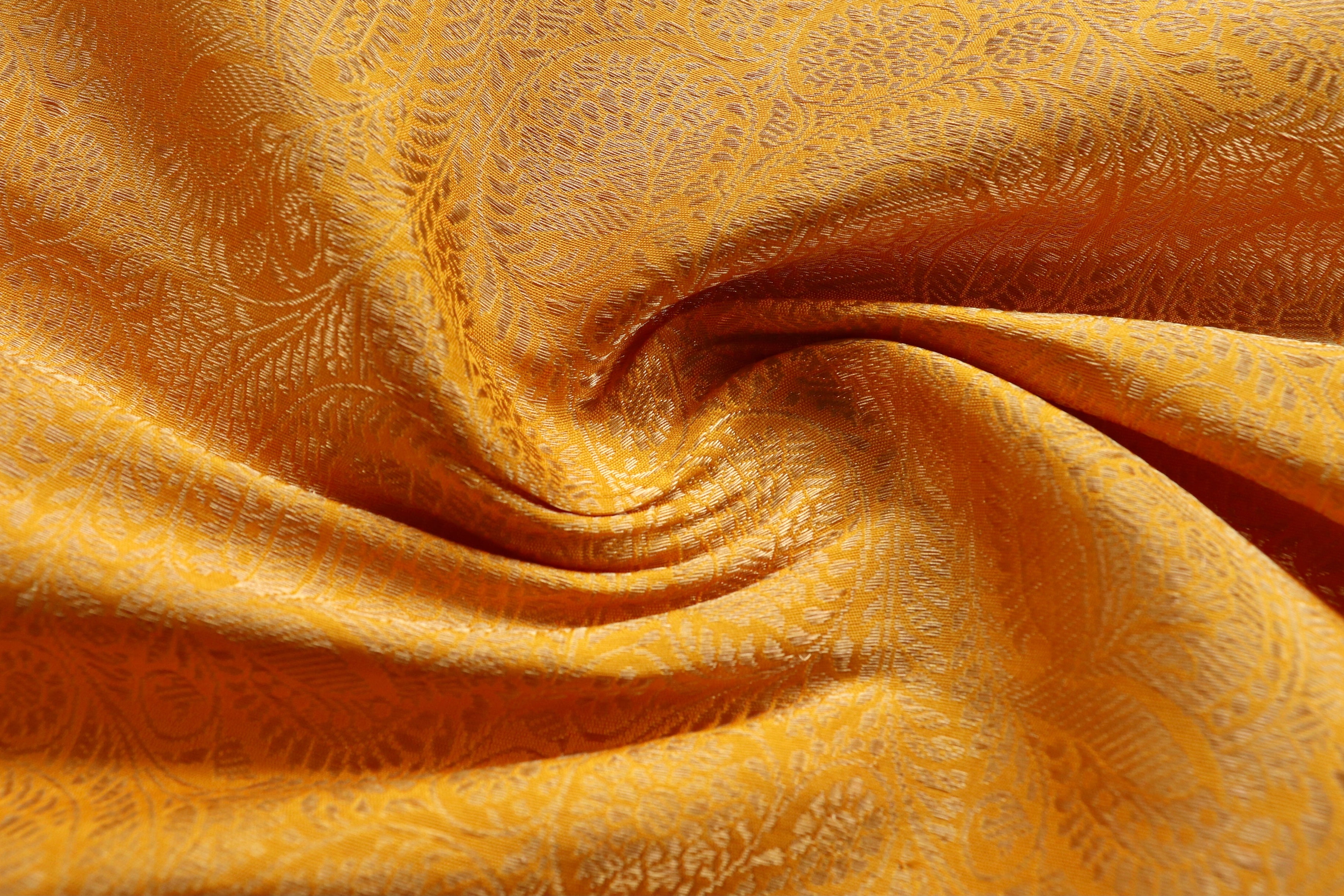 Yellow Tanchoi Pure Silk Handloom Banarasi