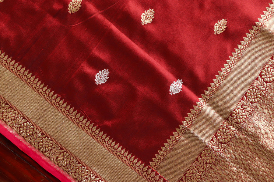 Maroon Motif Pure Silk Banarasi Dupatta | Stuti Weaves