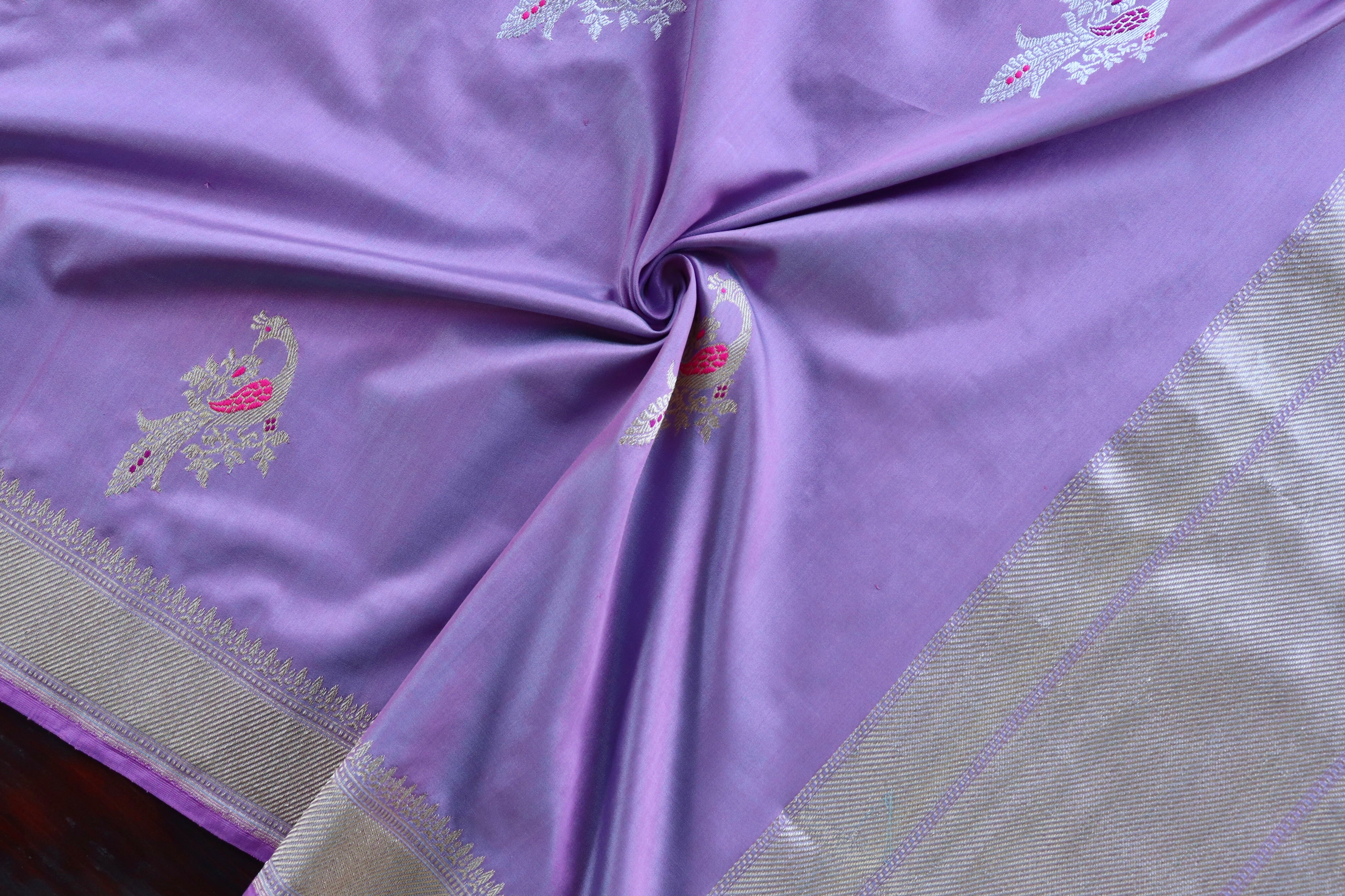 Lilac Bird Motif Pure Silk Handloom Banarasi Dupatta