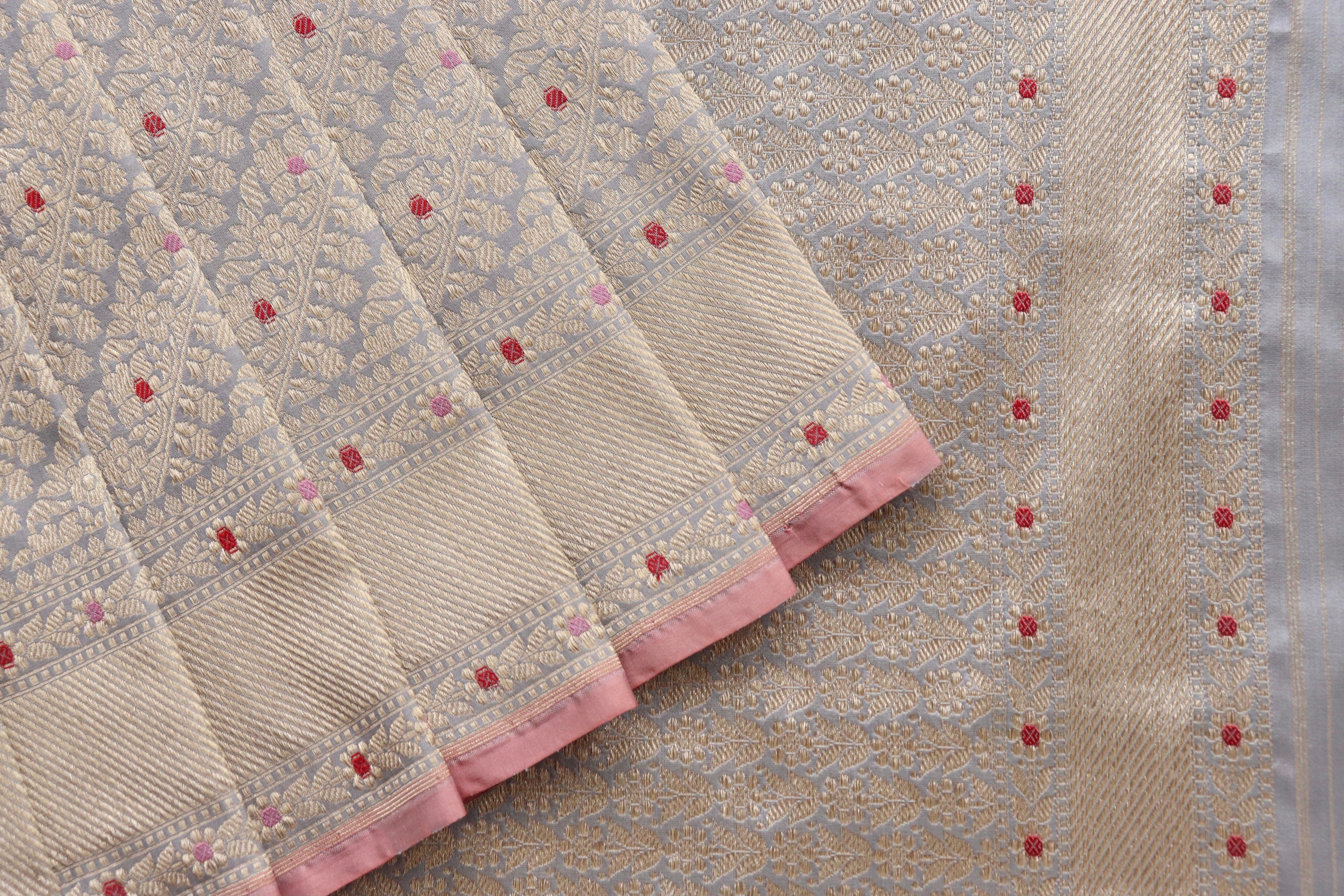 Grey Meenadar Adda Tanchoi Pure Silk Handloom Banarasi Saree