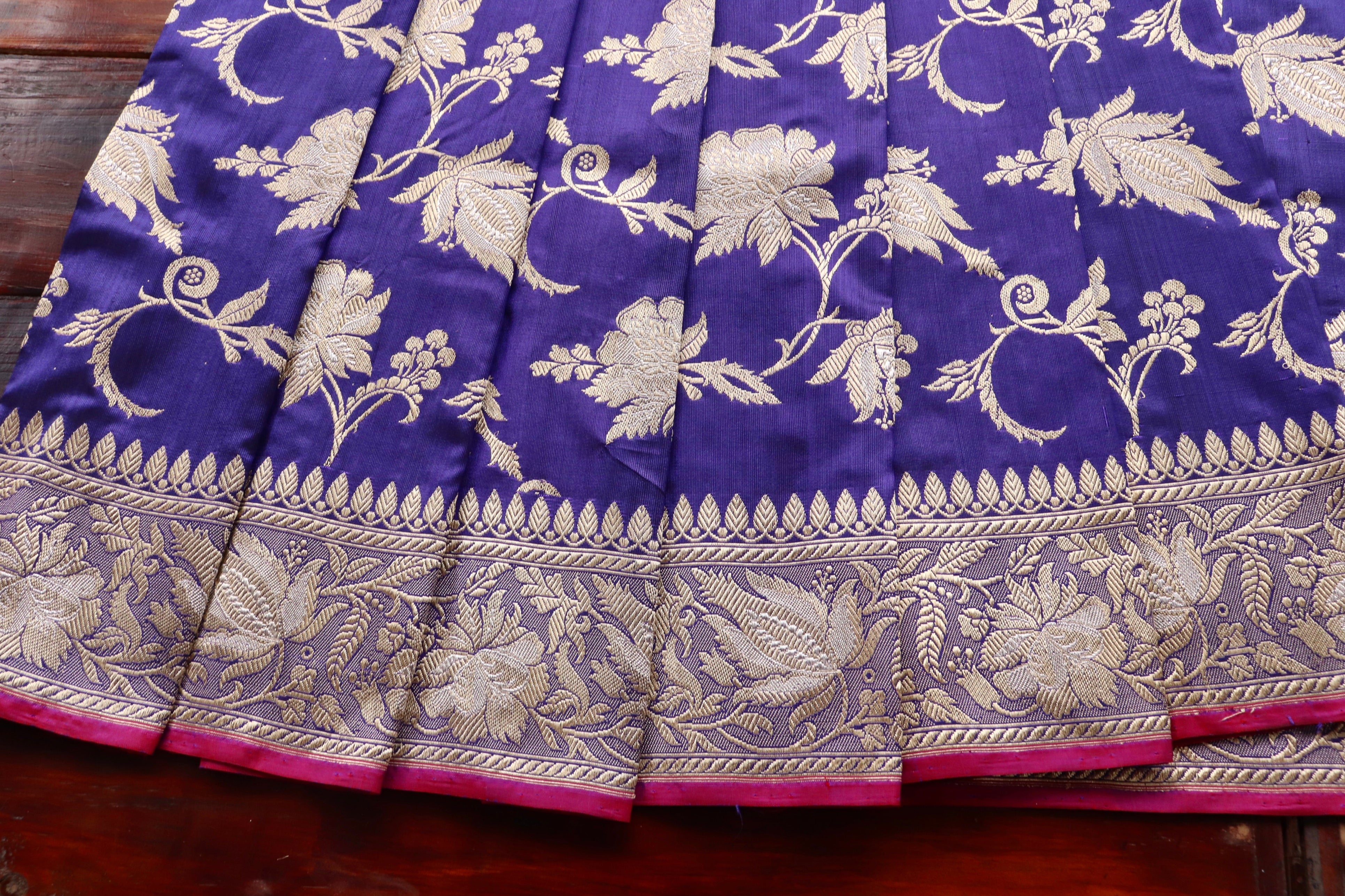 Navy Blue Chinar Jangla Pure Silk Handloom Banarasi Saree