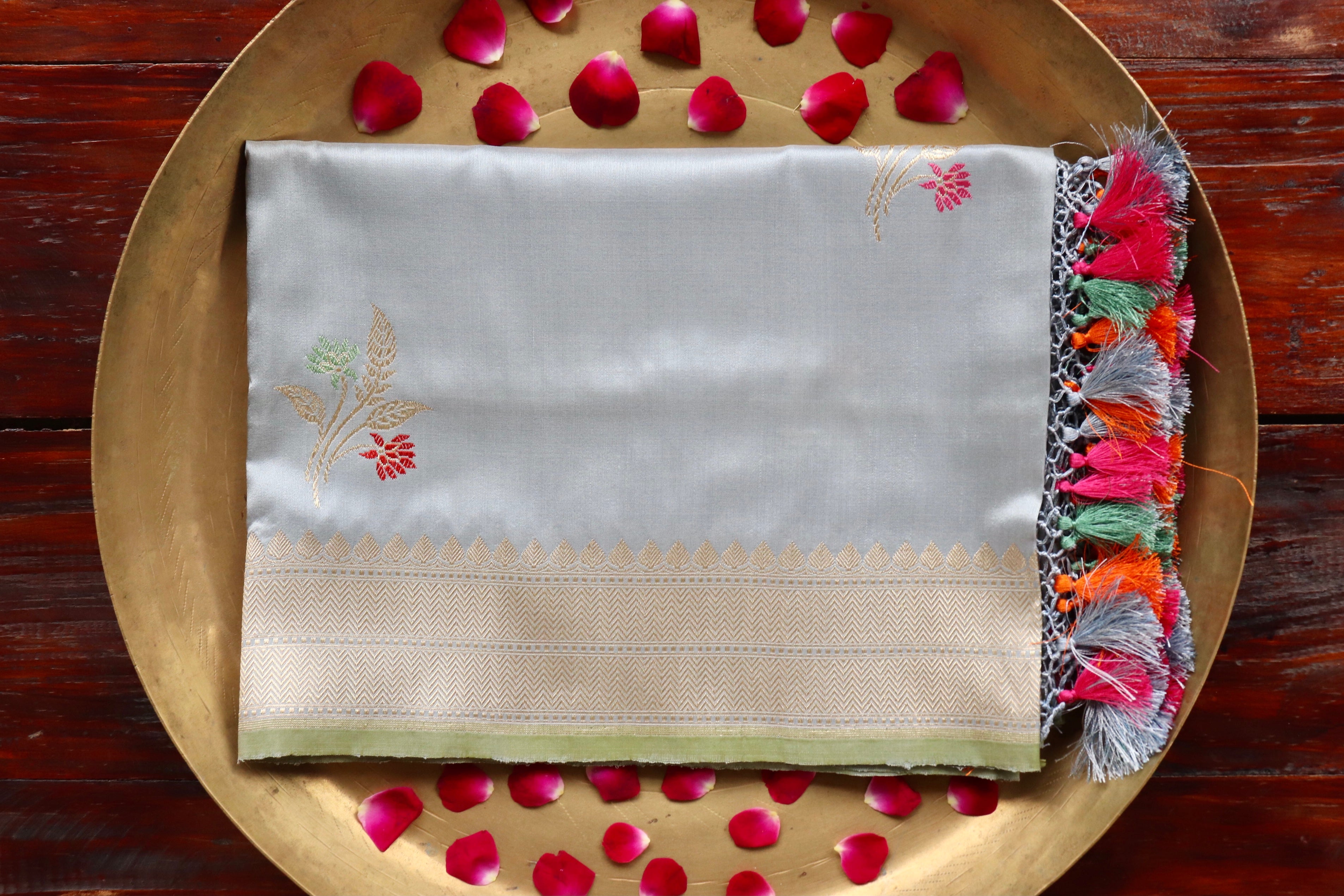 Grey Leaf Motif Pure Silk Handloom Banarasi Dupatta