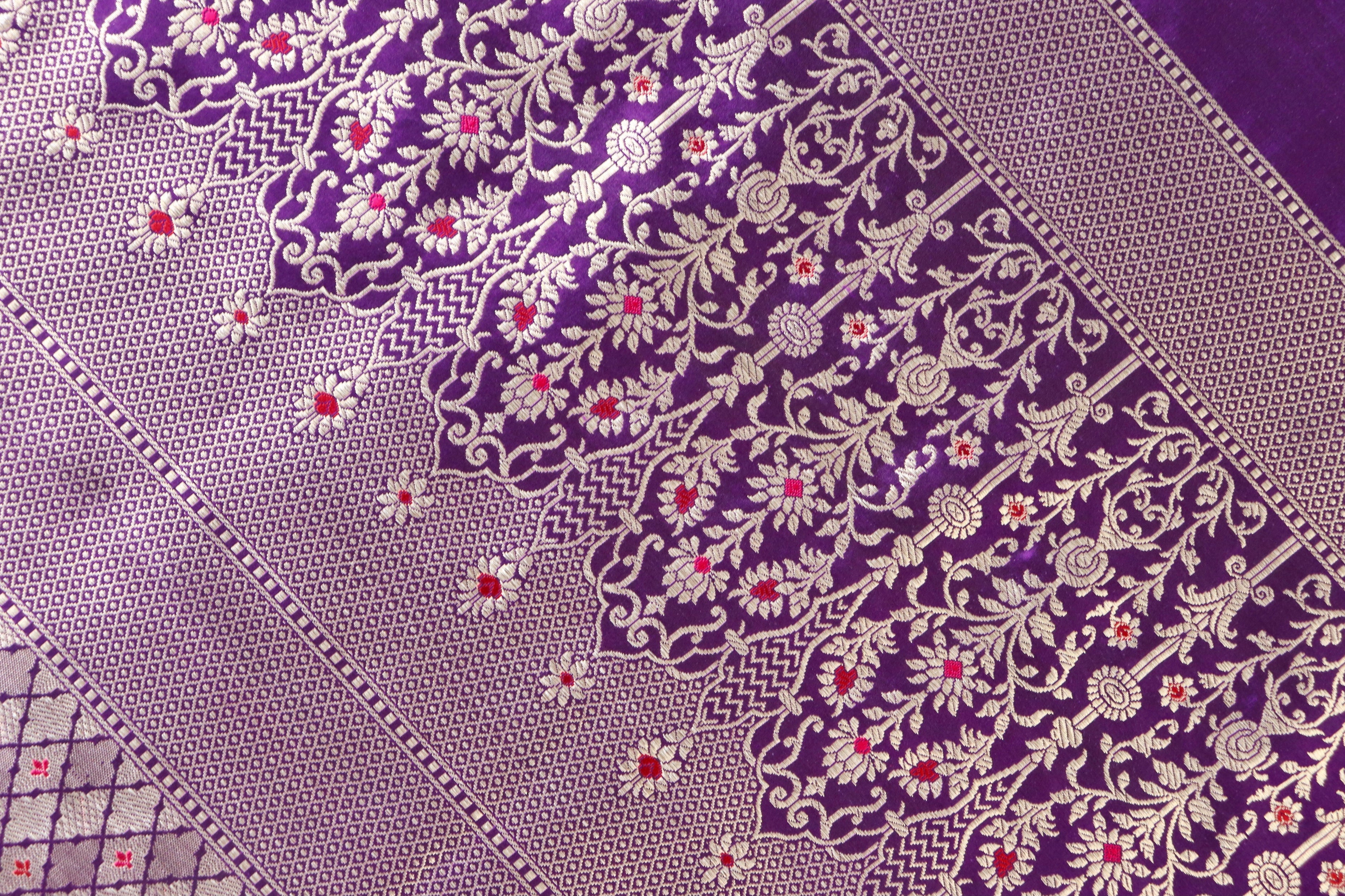 Purple Meenadar Tanchoi Pure Silk Handloom Banarasi Saree