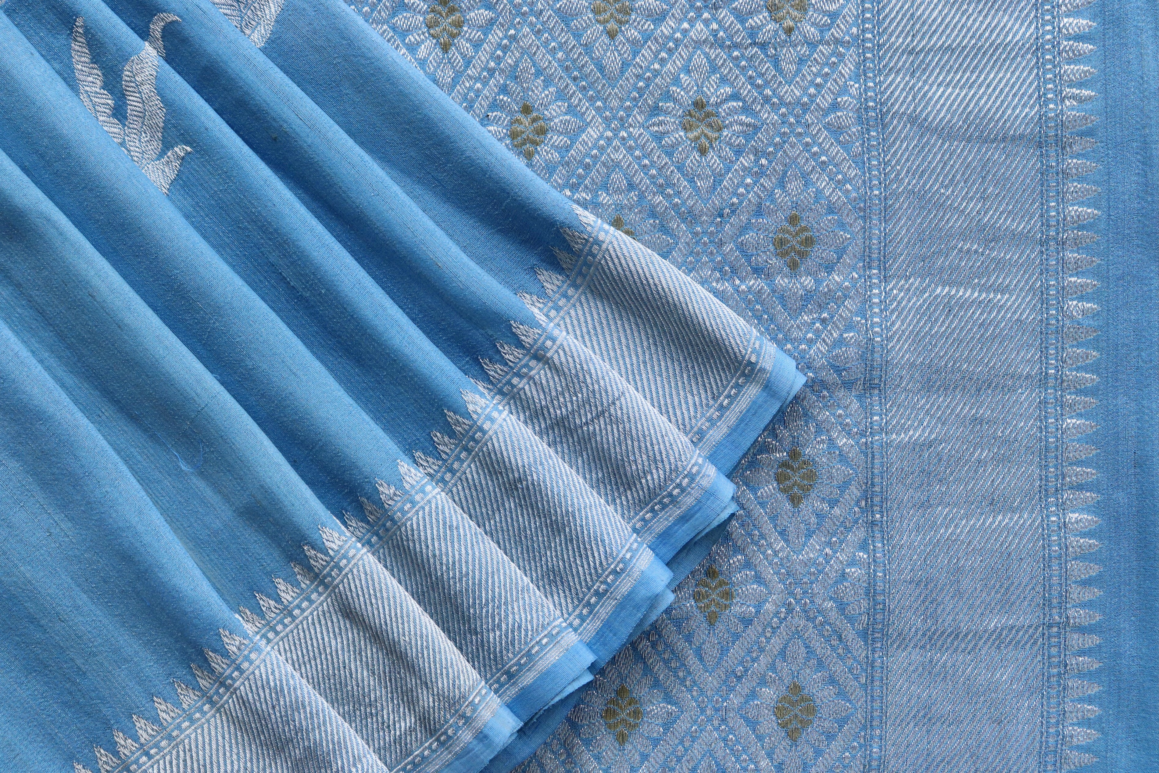 Ice Blue Phool Motif Tussar Silk Handloom Saree