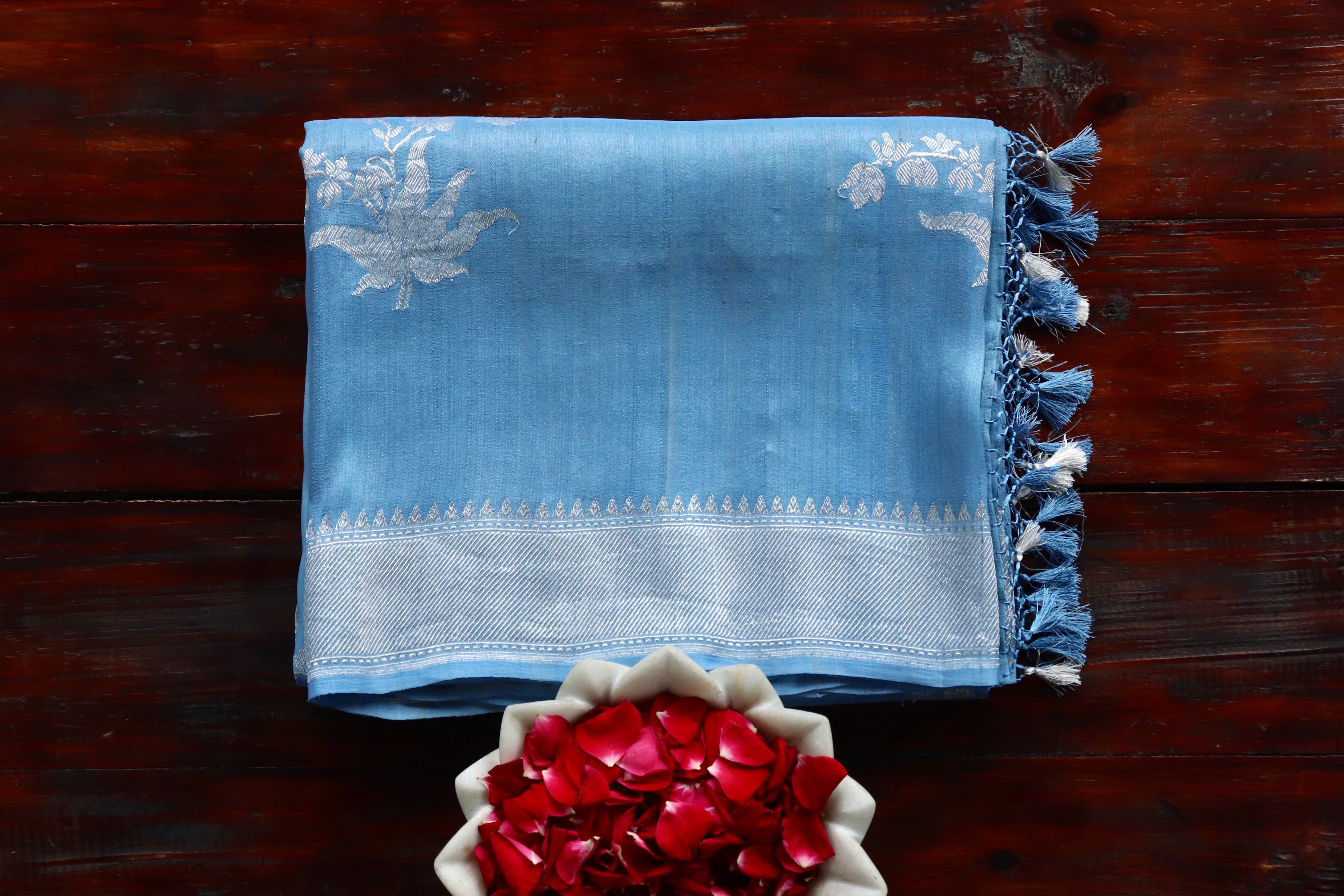 Ice Blue Phool Motif Tussar Silk Handloom Saree