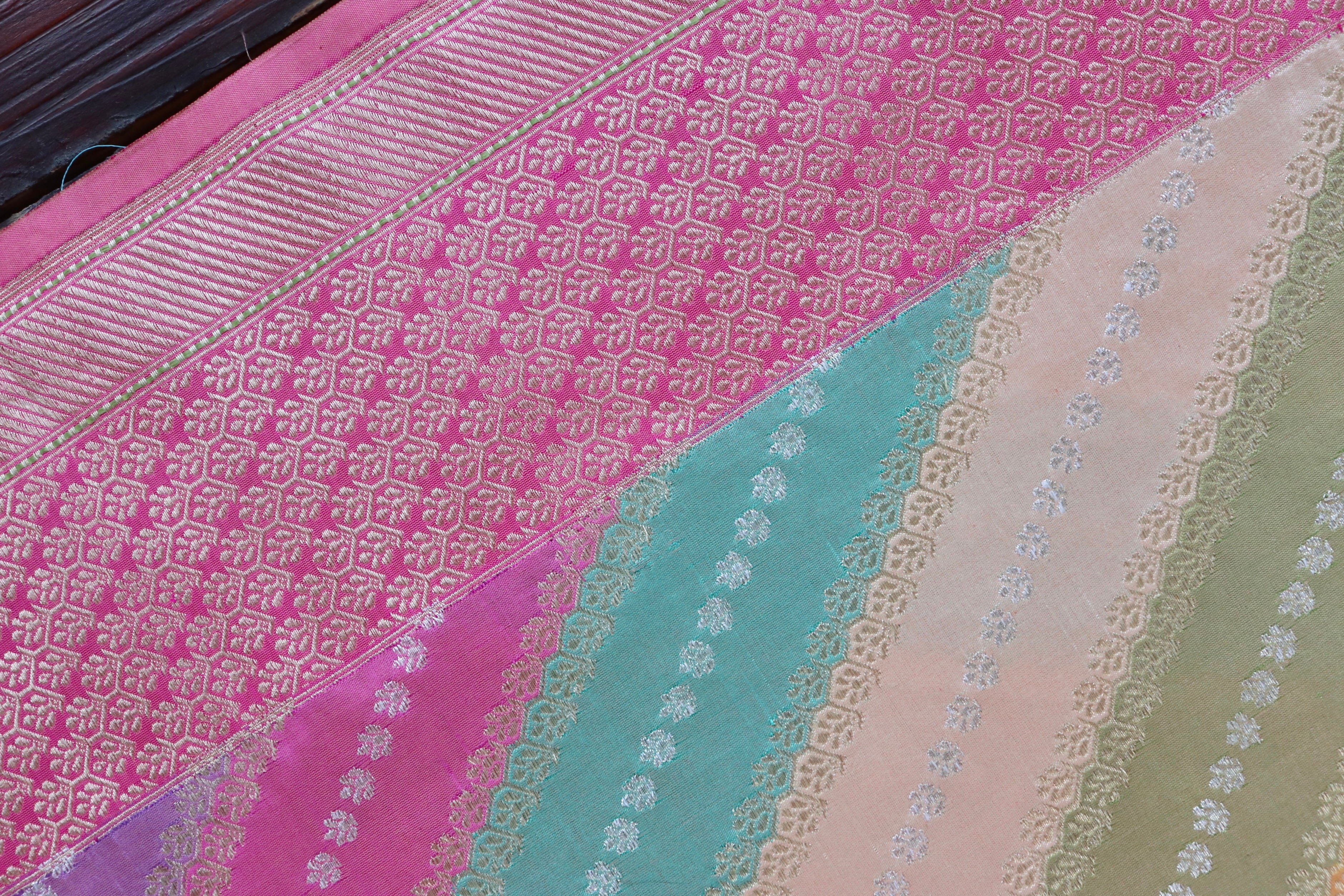 Multicolour Hand Woven Banarasi Rangkaat Silk Saree