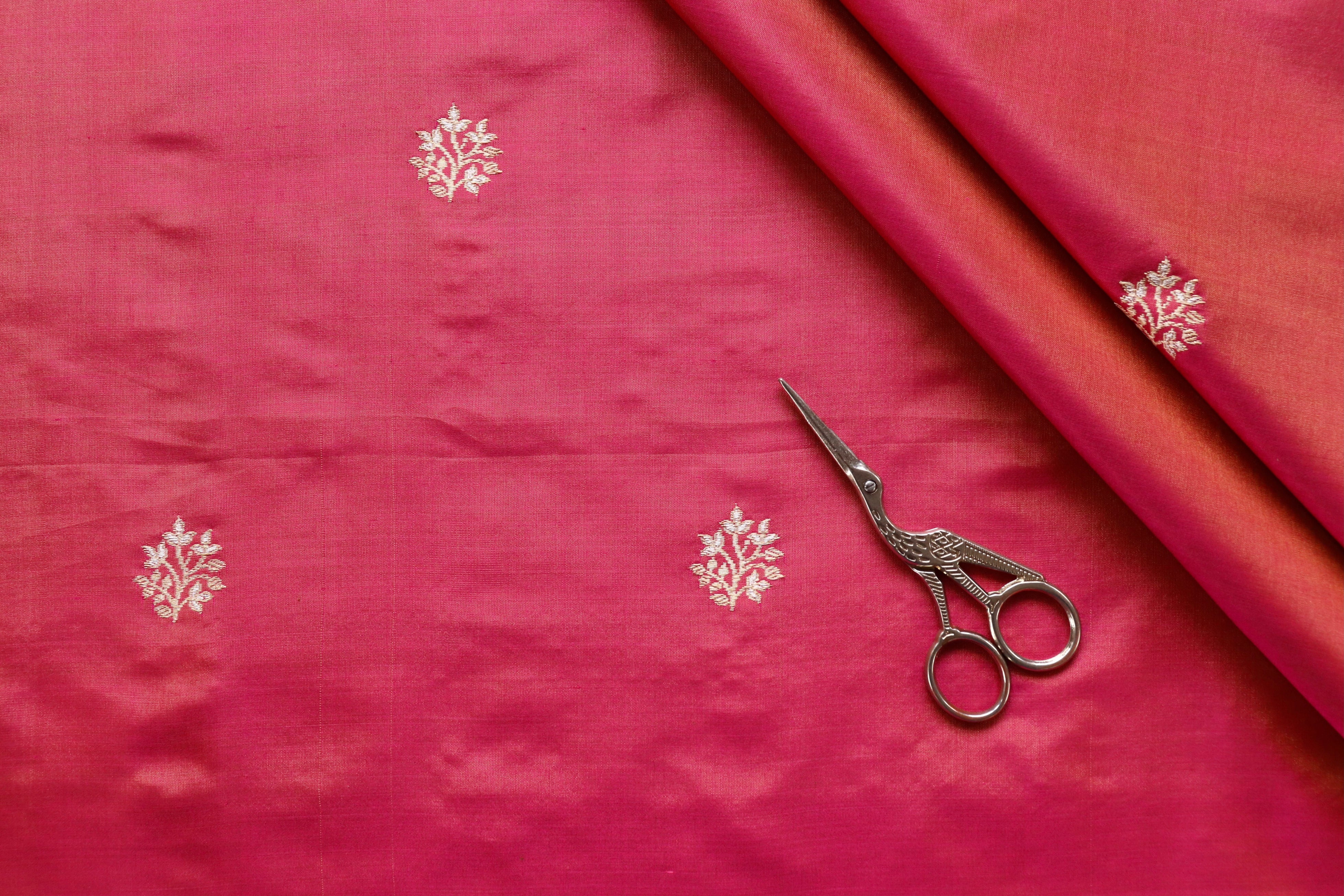 Strawberry Pink Pure Katan Silk Handloom Banarasi Thaan