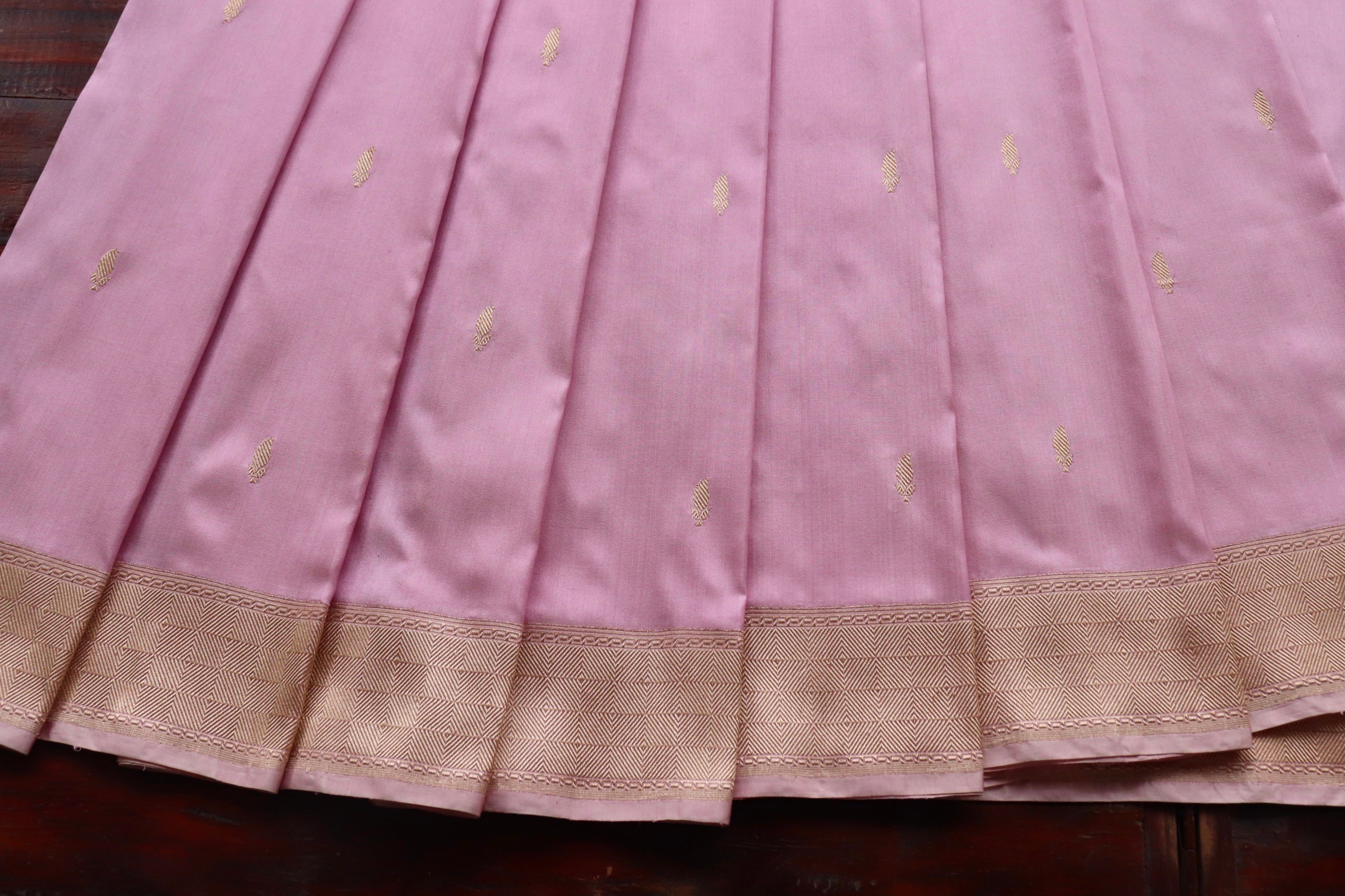 Baby Pink Kairy Kuniya Pure Silk Handloom Banarasi Saree