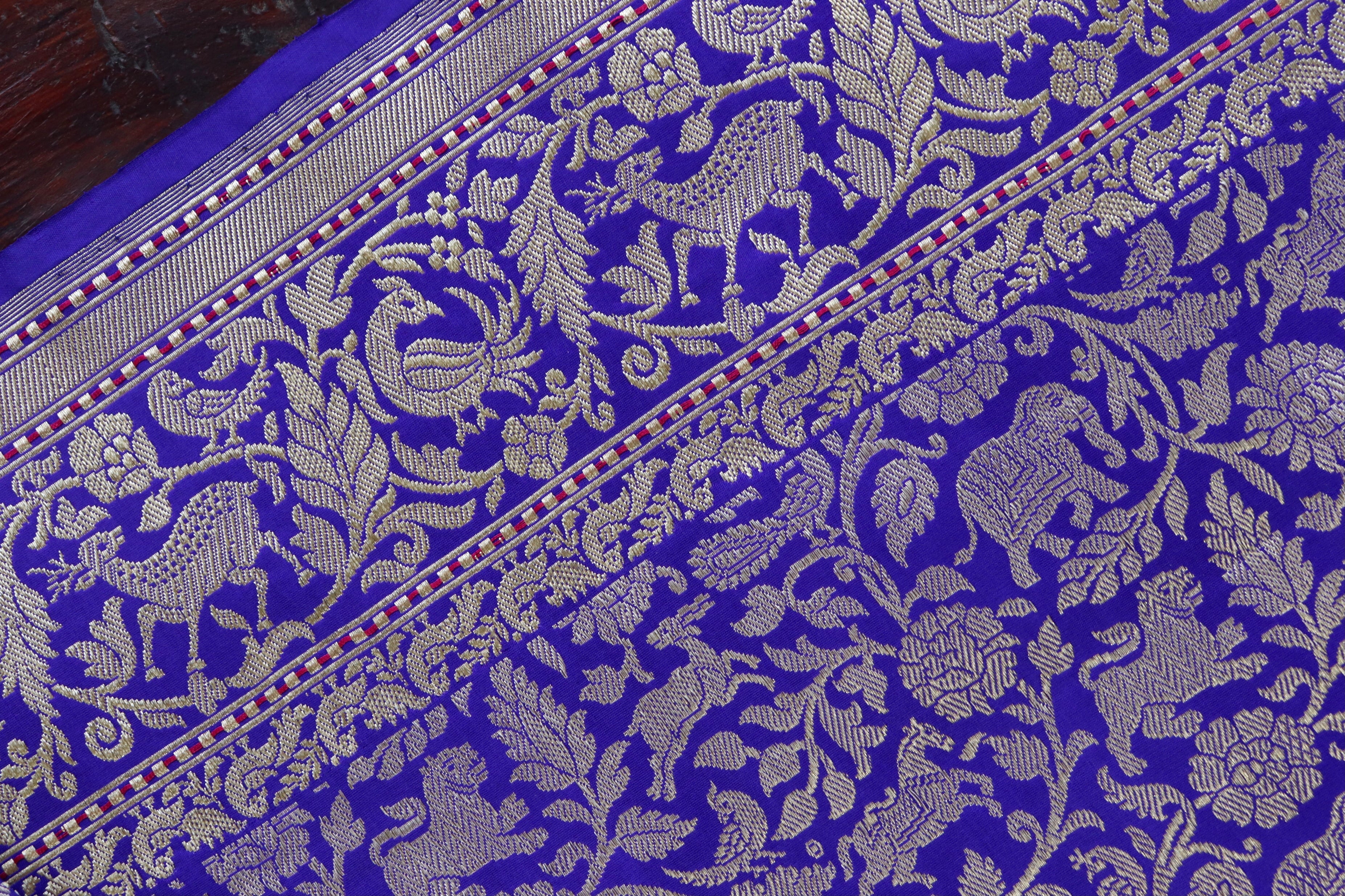 Purple Tanchoi Shikargah Pure Silk Handloom Banarasi Saree